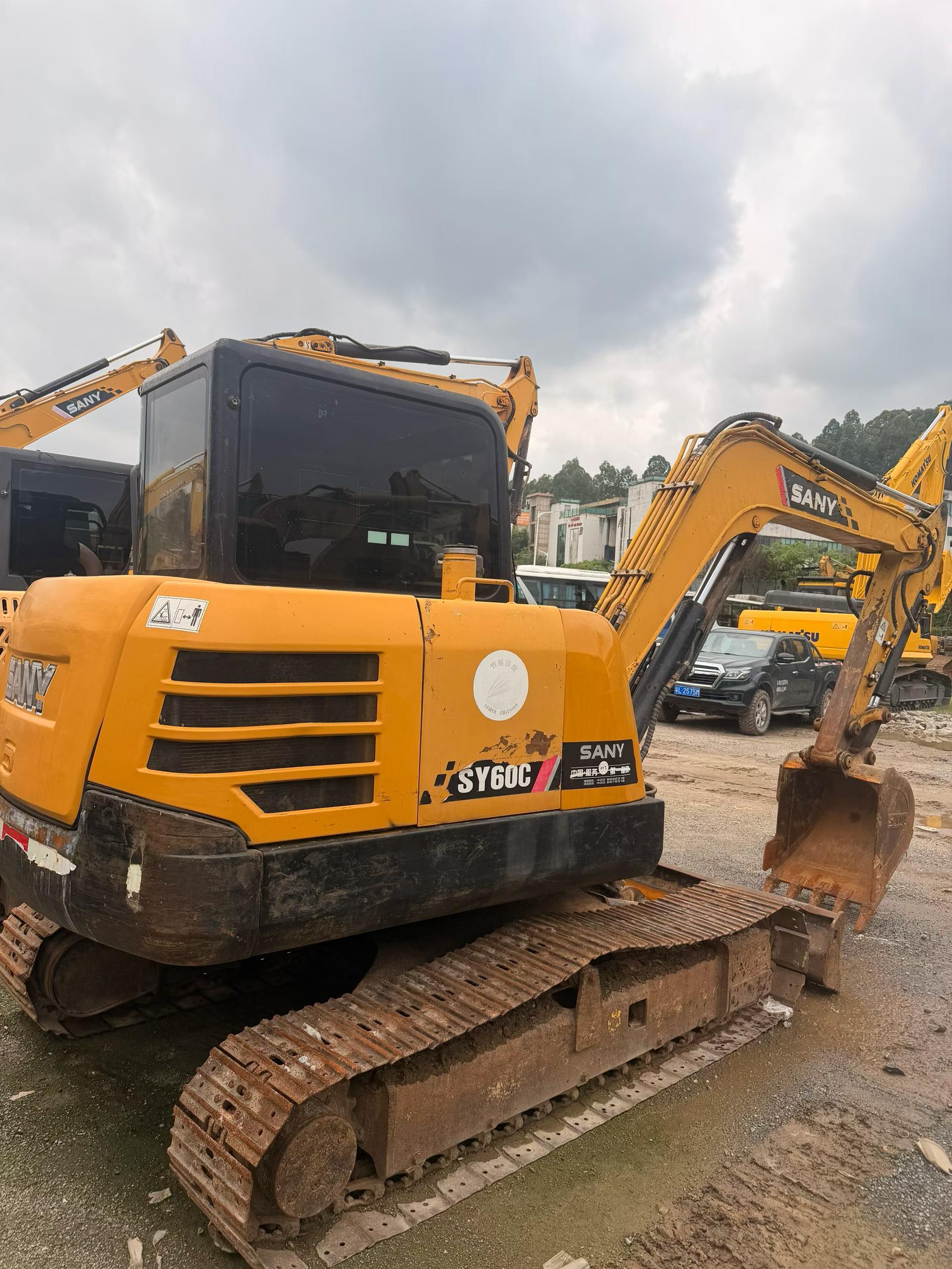 Buy Sany SY60 Used Excavator / 5
