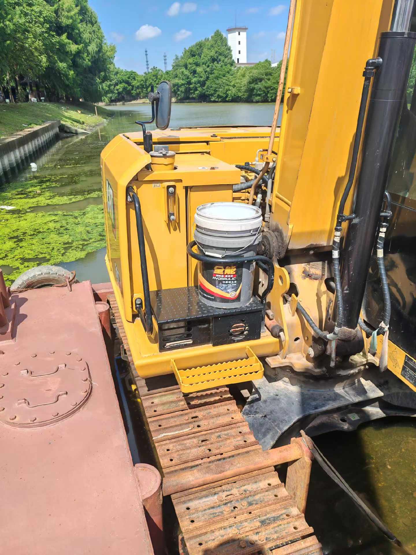 Buy Caterpillar 307B Used Excavator / 2