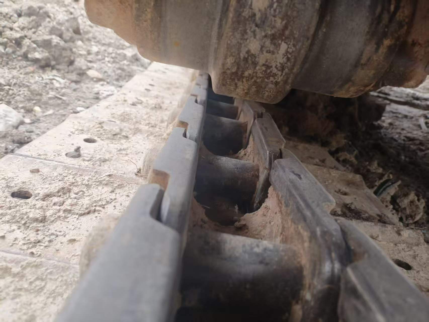 Buy Hitachi Used Excavator / 4