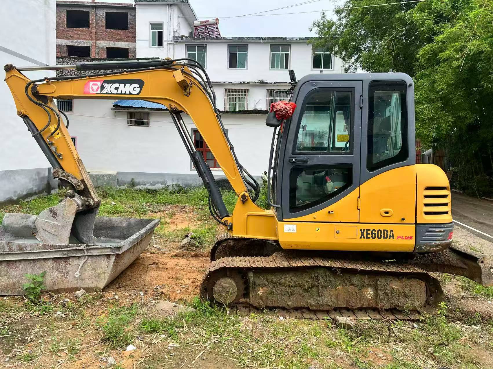 Buy XCMG XE60 Used Excavator / 4