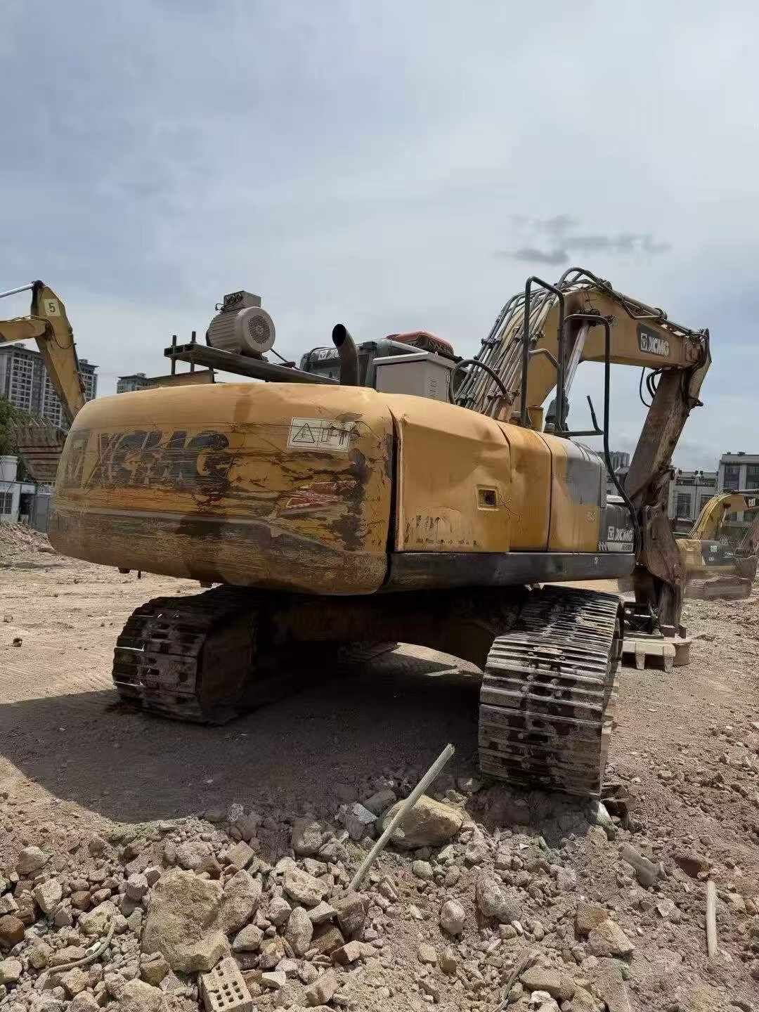 Buy XCMG XE200DA Used Excavator / 9