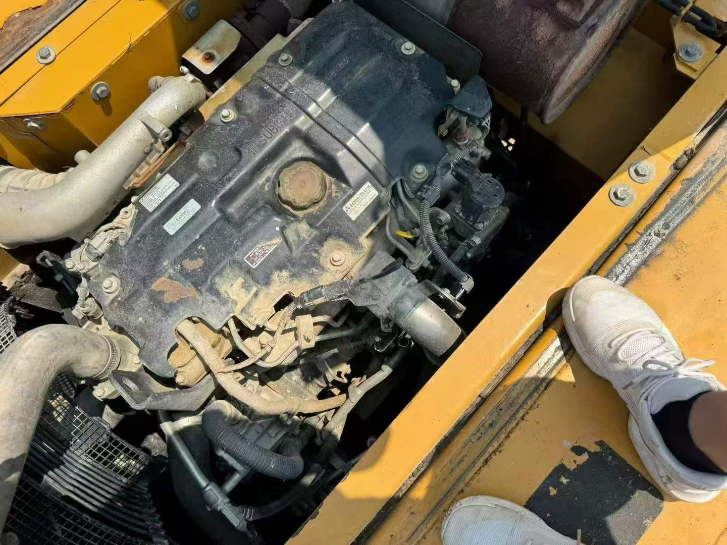 Buy Sany SY205C Used Excavator / 5