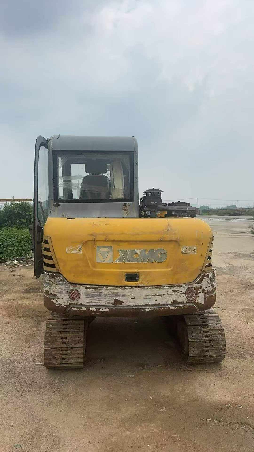 Buy XCMG XE65D Used Excavator / 6