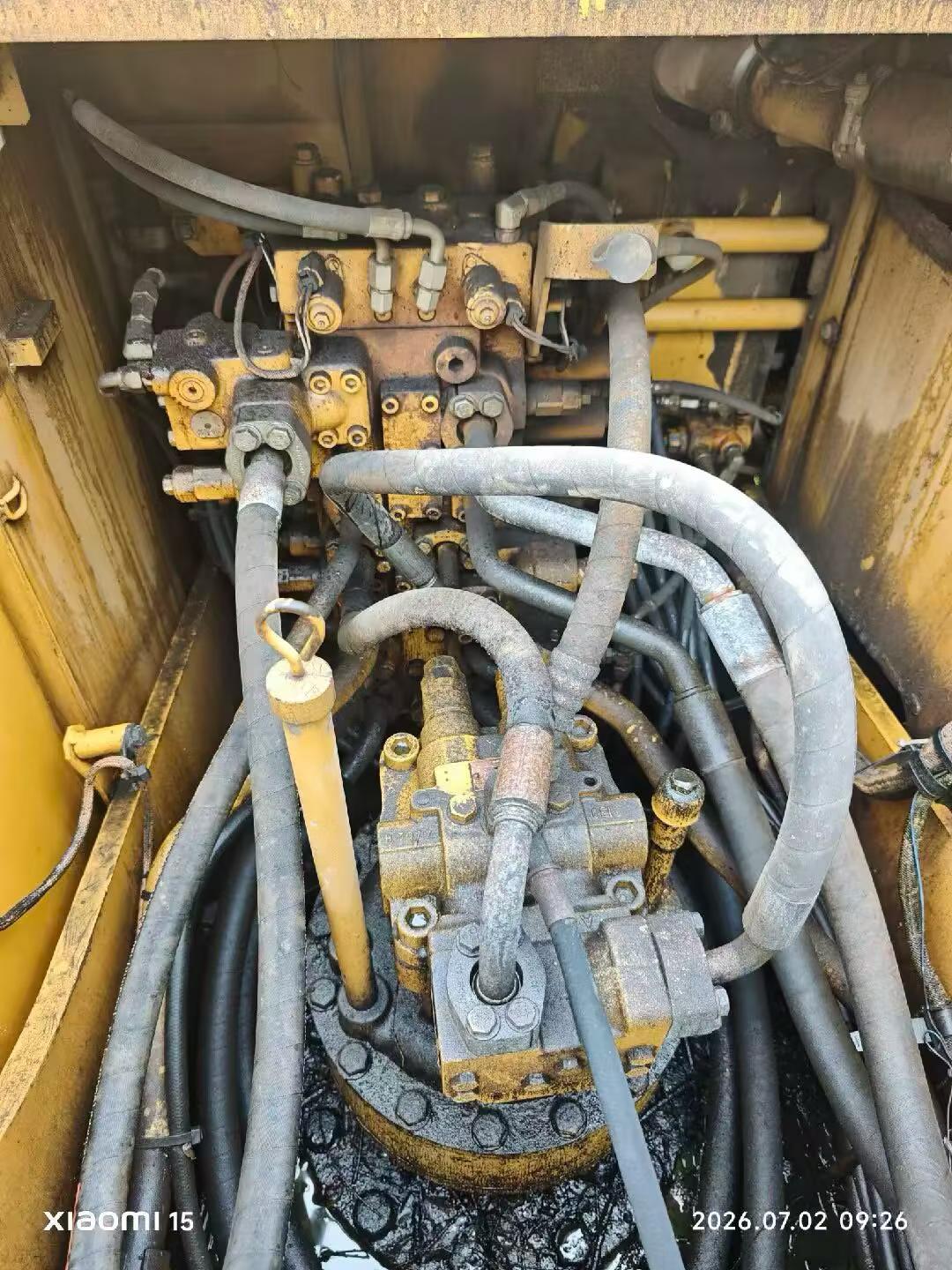 Compre Escavadeira Caterpillar 320E Usada / 6