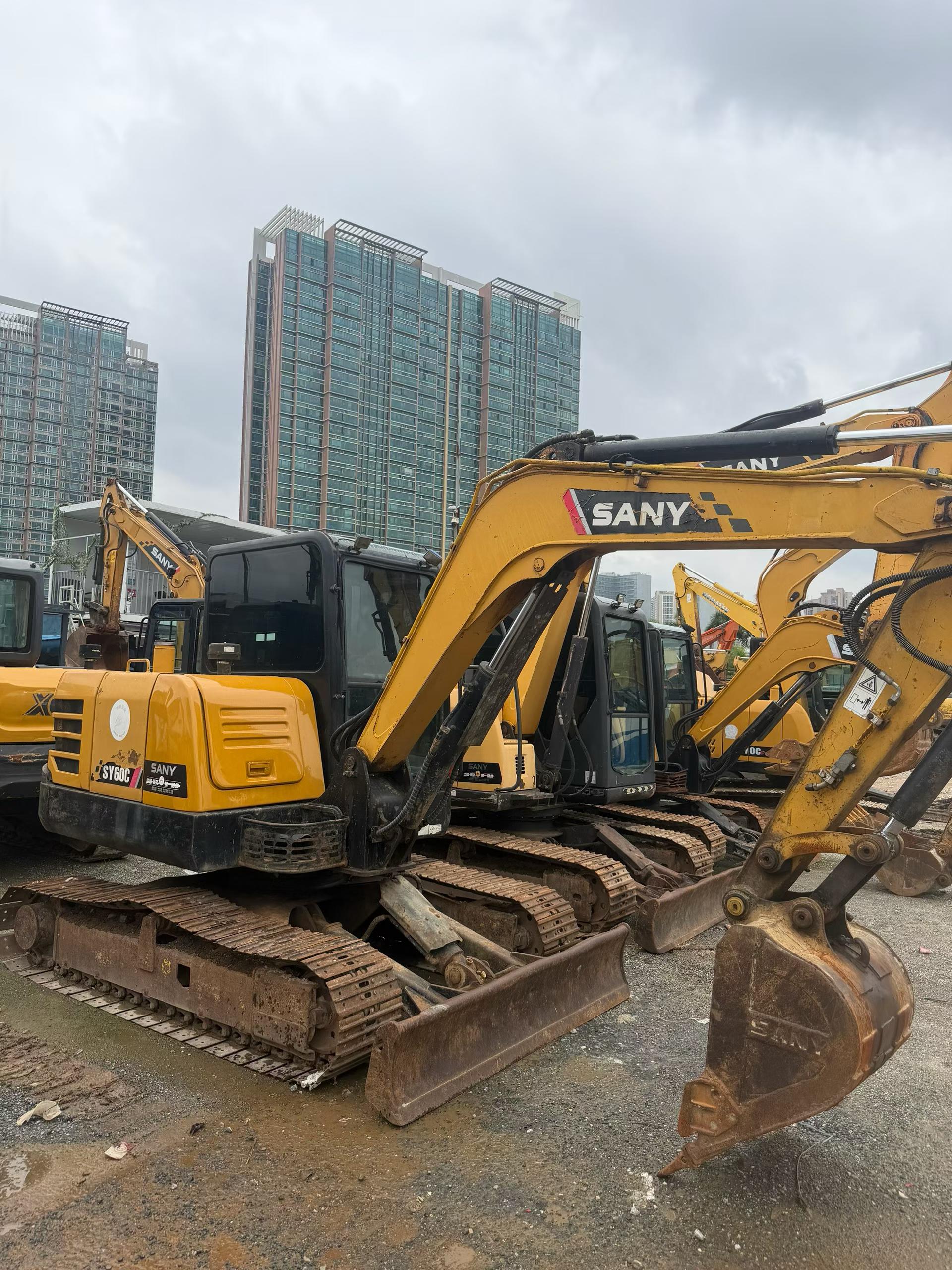 Buy Sany SY60 Used Excavator / 3