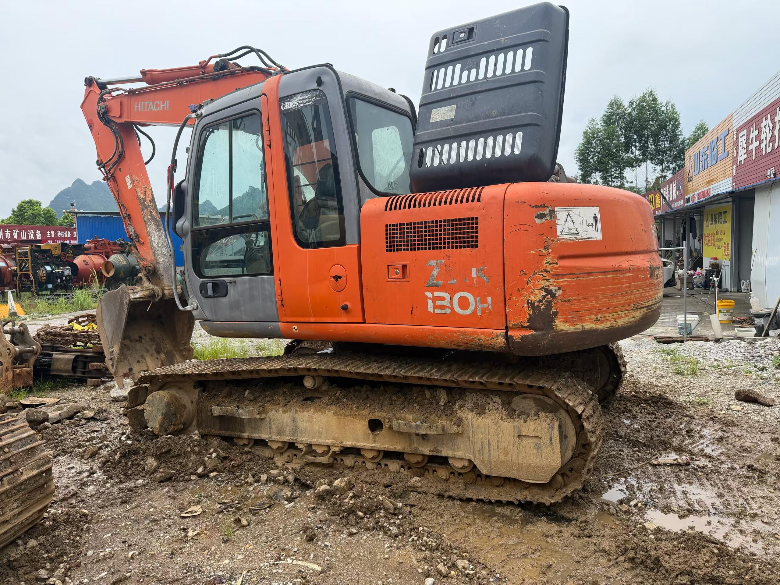 Buy Hitachi EX130 Used Excavator / 2