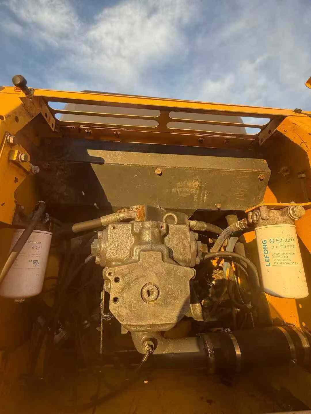 Buy Komatsu PC270-7 Used Excavator / 6