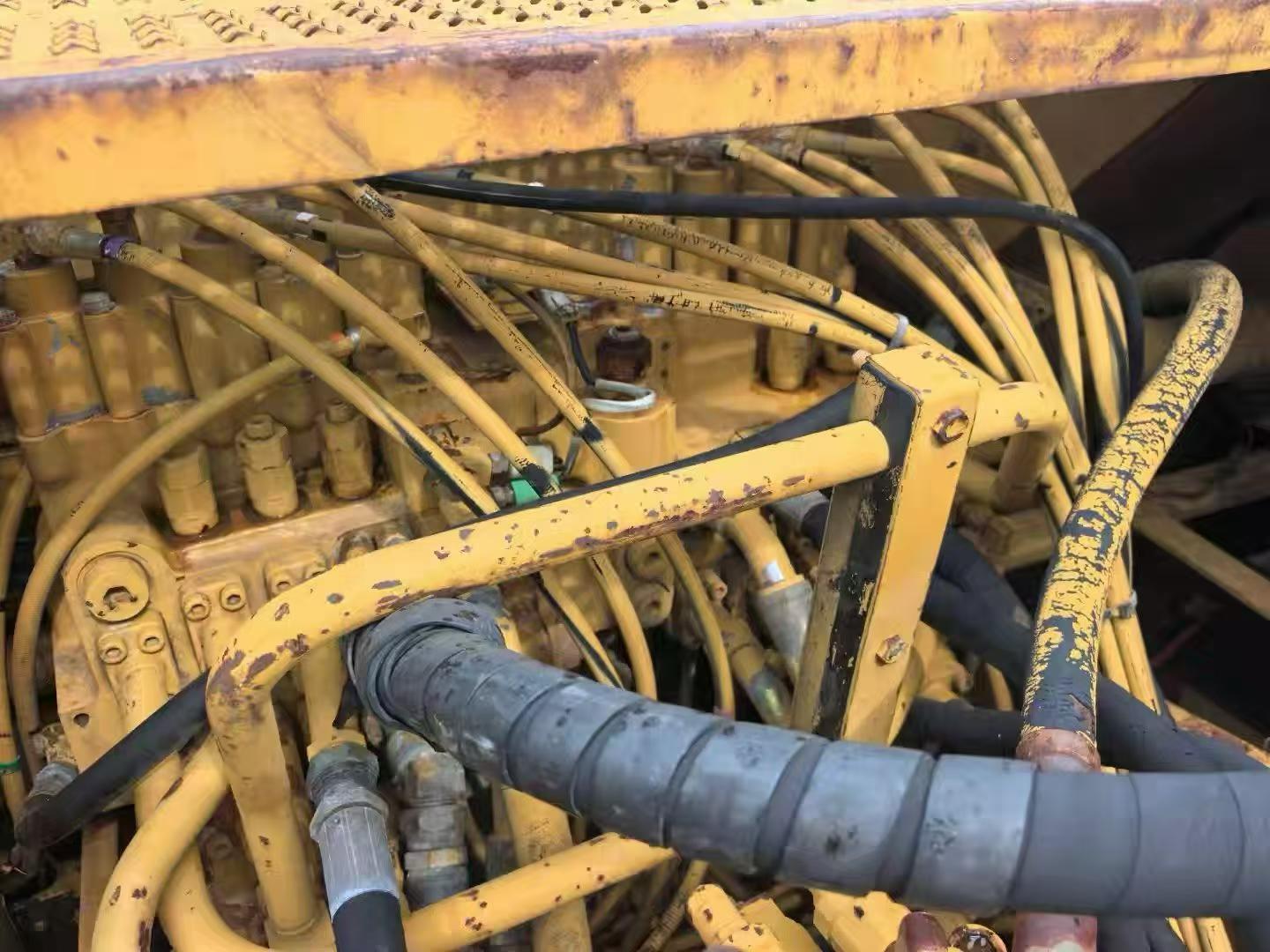 Buy Caterpillar 320B Used Excavator / 3