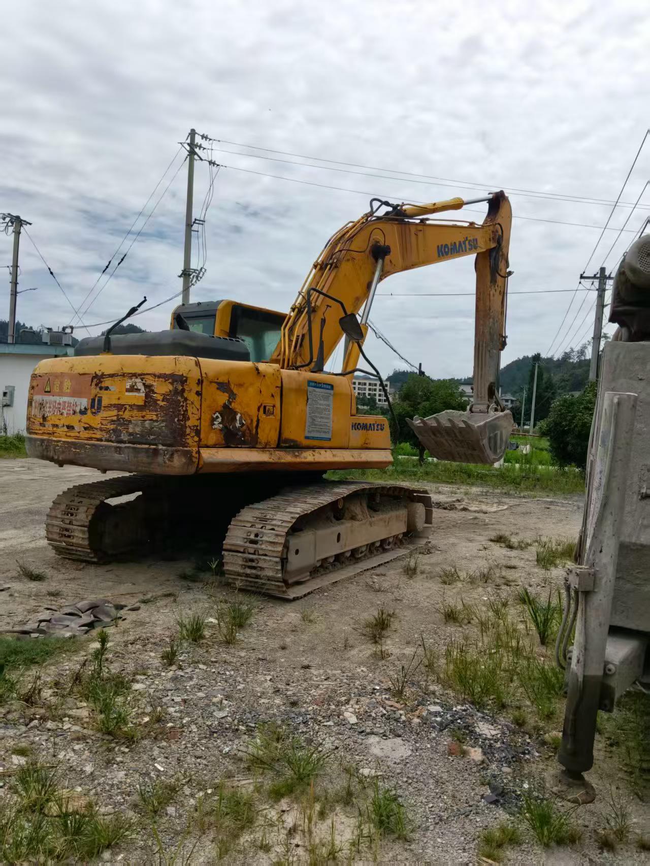 Comprar Komatsu PC210-8 Usado Excavadora