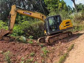 Buy XCMG XE135B Used Excavator / 2 Buy XCMG XE135B Used Excavator / 2