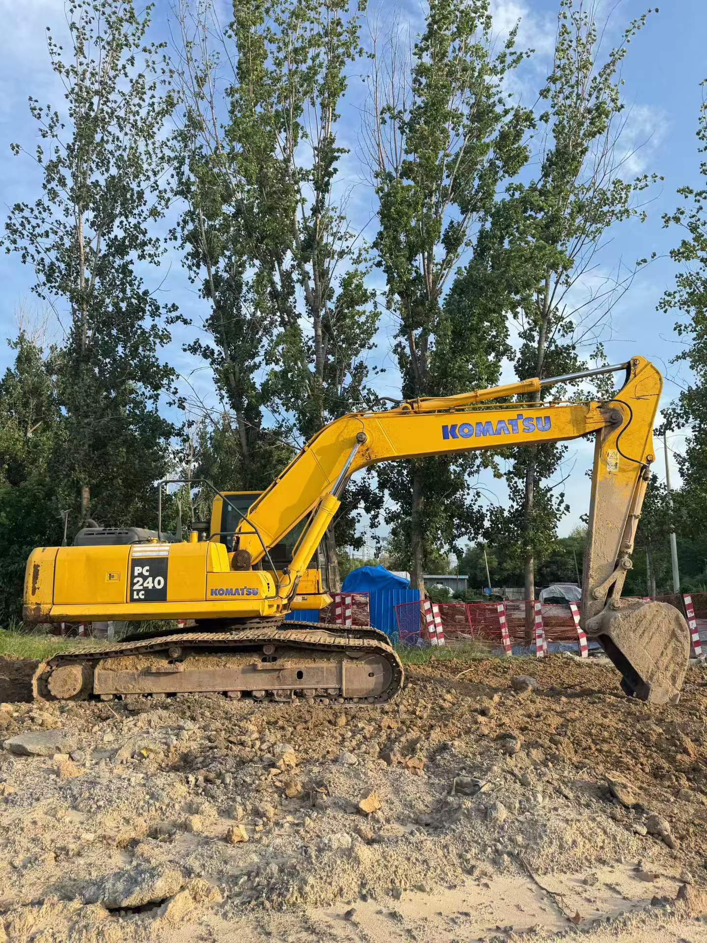 Compre Excavadora Komatsu PC240-6 Usada / 5 Compre Excavadora Komatsu PC240-6 Usada / 5