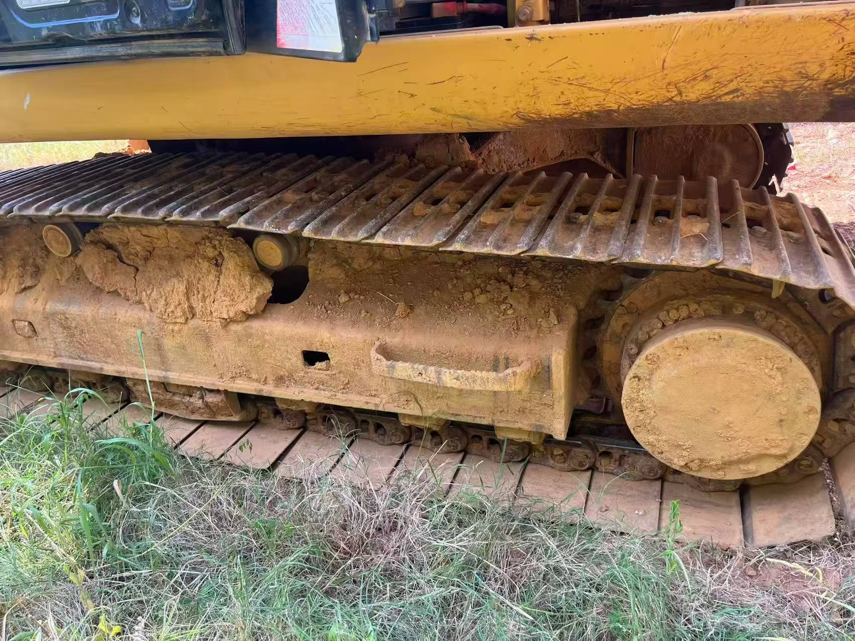Buy Caterpillar 320A Used Excavator / 8 Buy Caterpillar 320A Used Excavator / 8