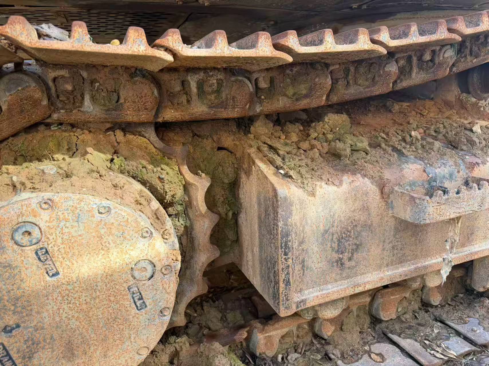 شراء حفارة Caterpillar CT360-8 مستعملة / 6 شراء حفارة Caterpillar CT360-8 مستعملة / 6