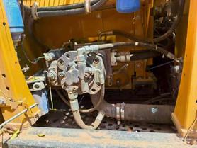 Buy XCMG XE135B Used Excavator / 3 Buy XCMG XE135B Used Excavator / 3
