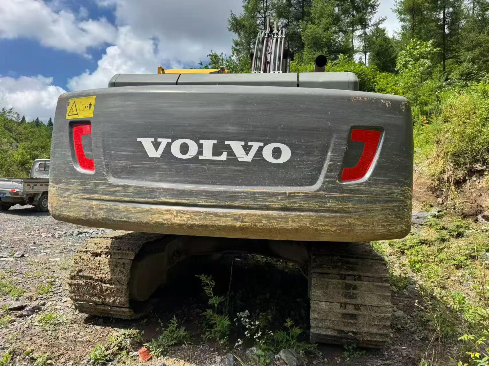 Comprar Volvo EC210B Usado Escavadeira