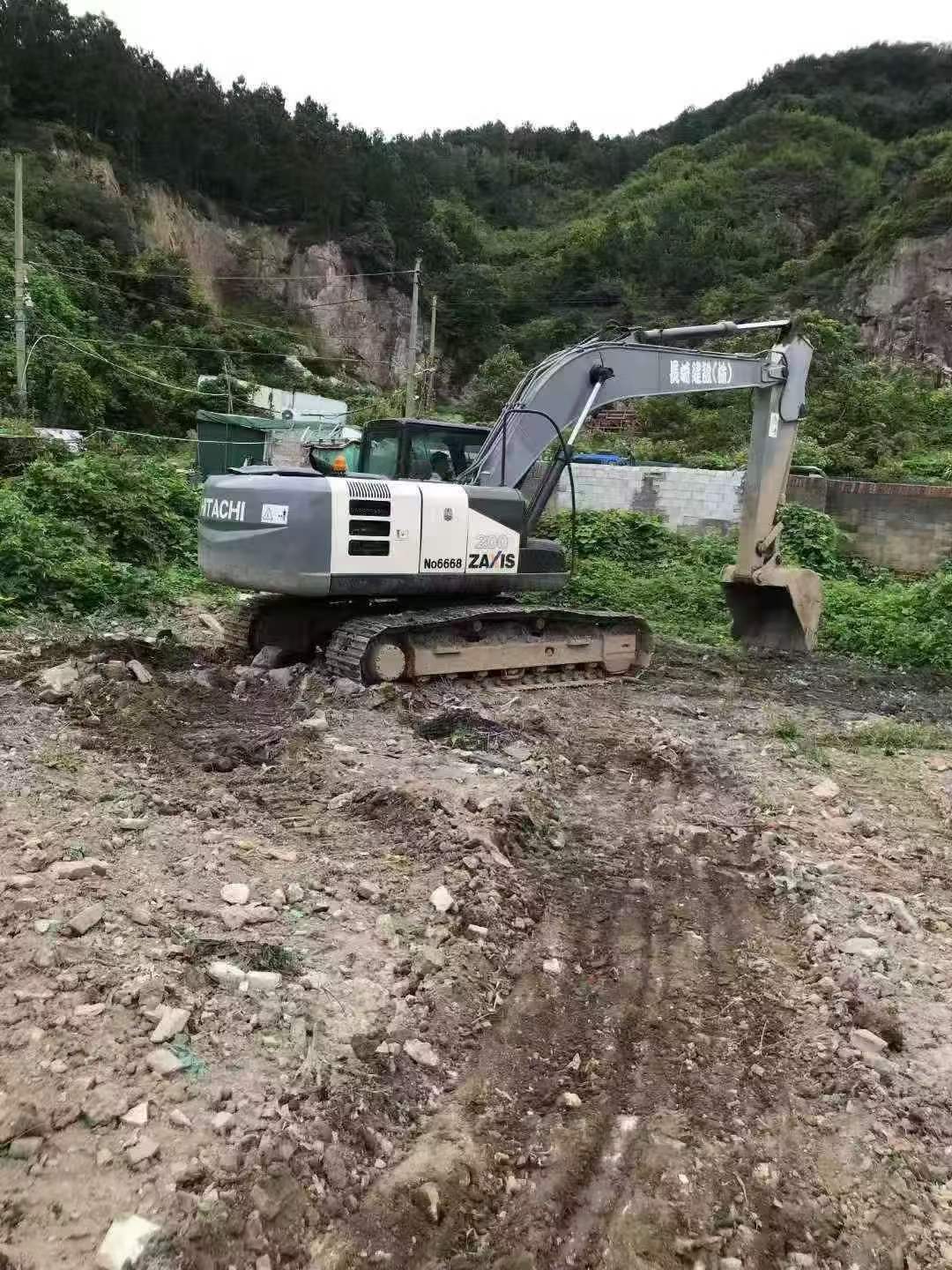 Comprar Hitachi EX200-3 Usado Excavadora