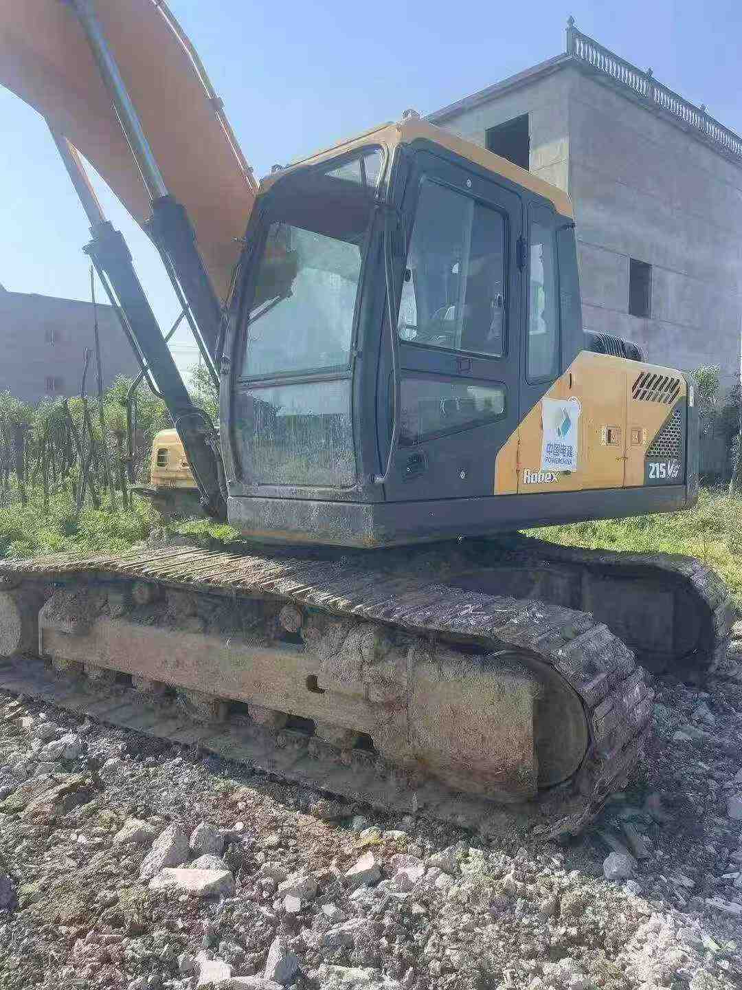 Compre Escavadeira Hyundai R215-7 Usada / 2