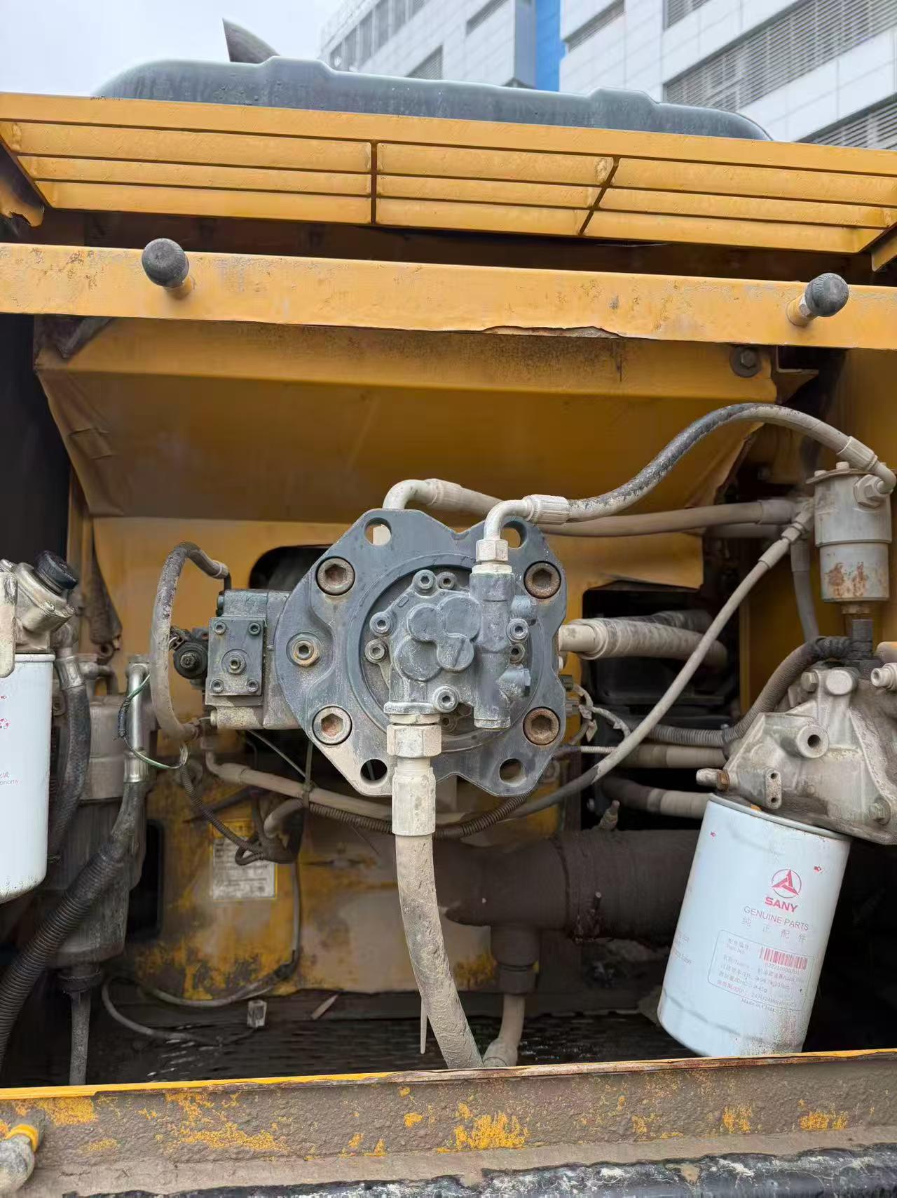 Buy Sany SY200C Used Excavator / 6 Buy Sany SY200C Used Excavator / 6