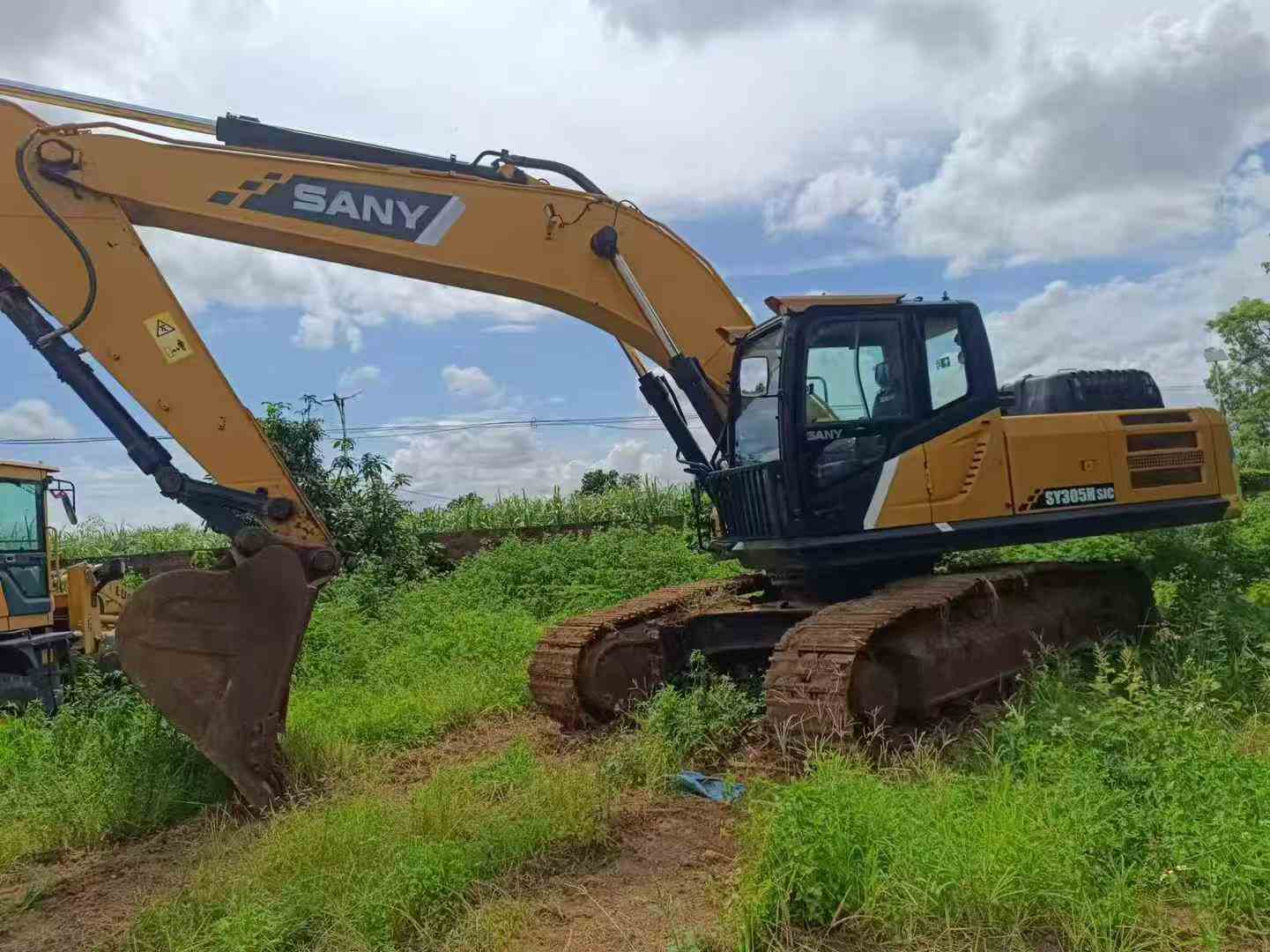 شراء Sany SY305C مستعمل حفارة