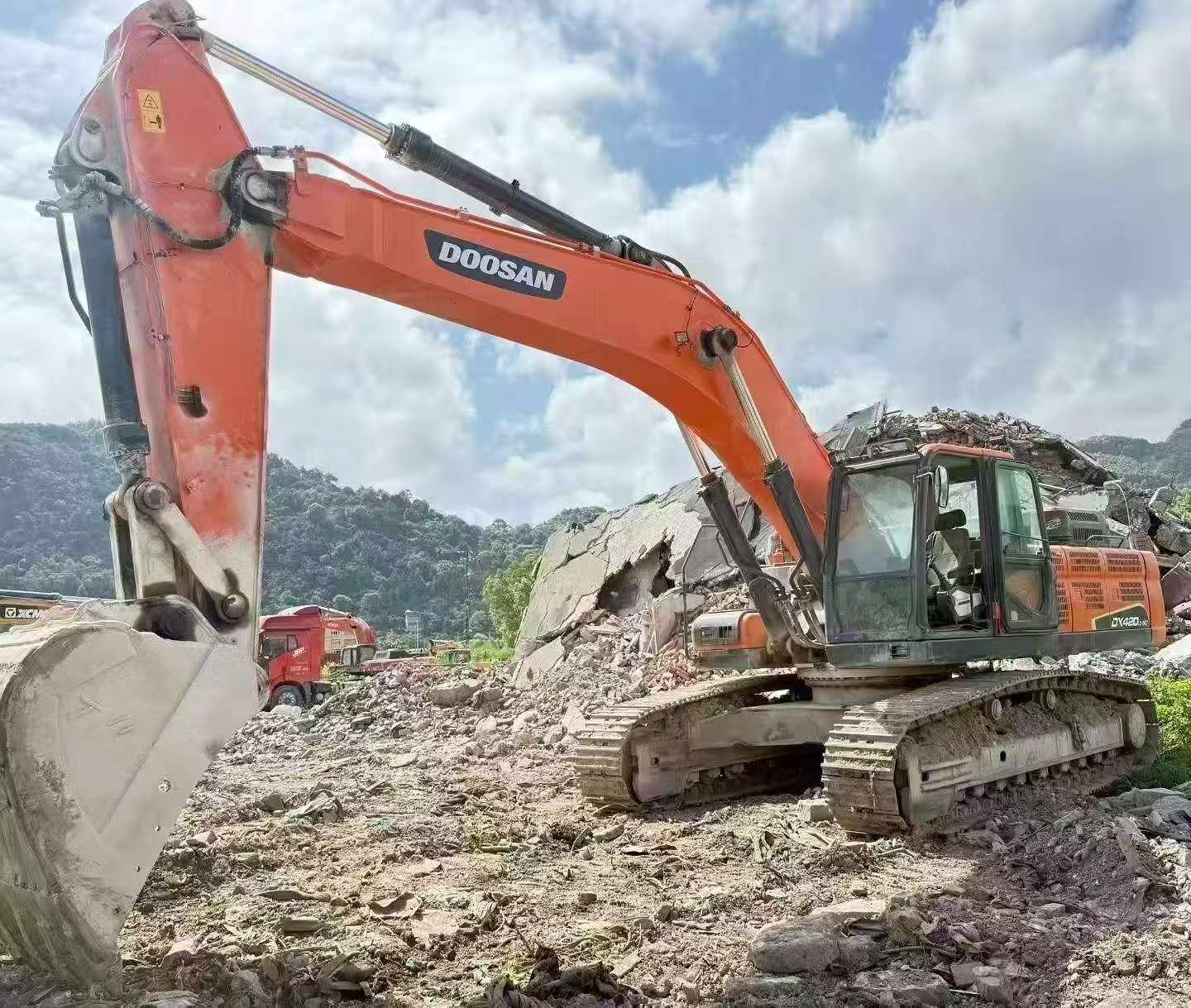 Comprar Doosan DH420LC-7 Usado Escavadeira Comprar Doosan DH420LC-7 Usado Escavadeira