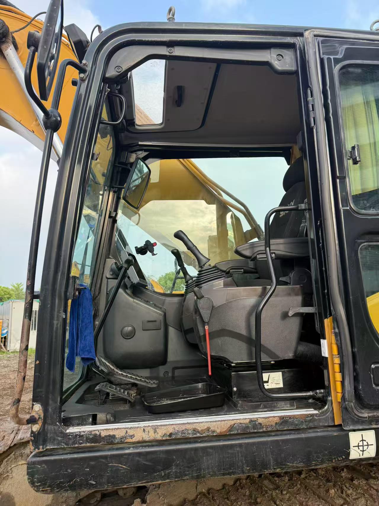 Buy Sany SY195C Used Excavator / 3
