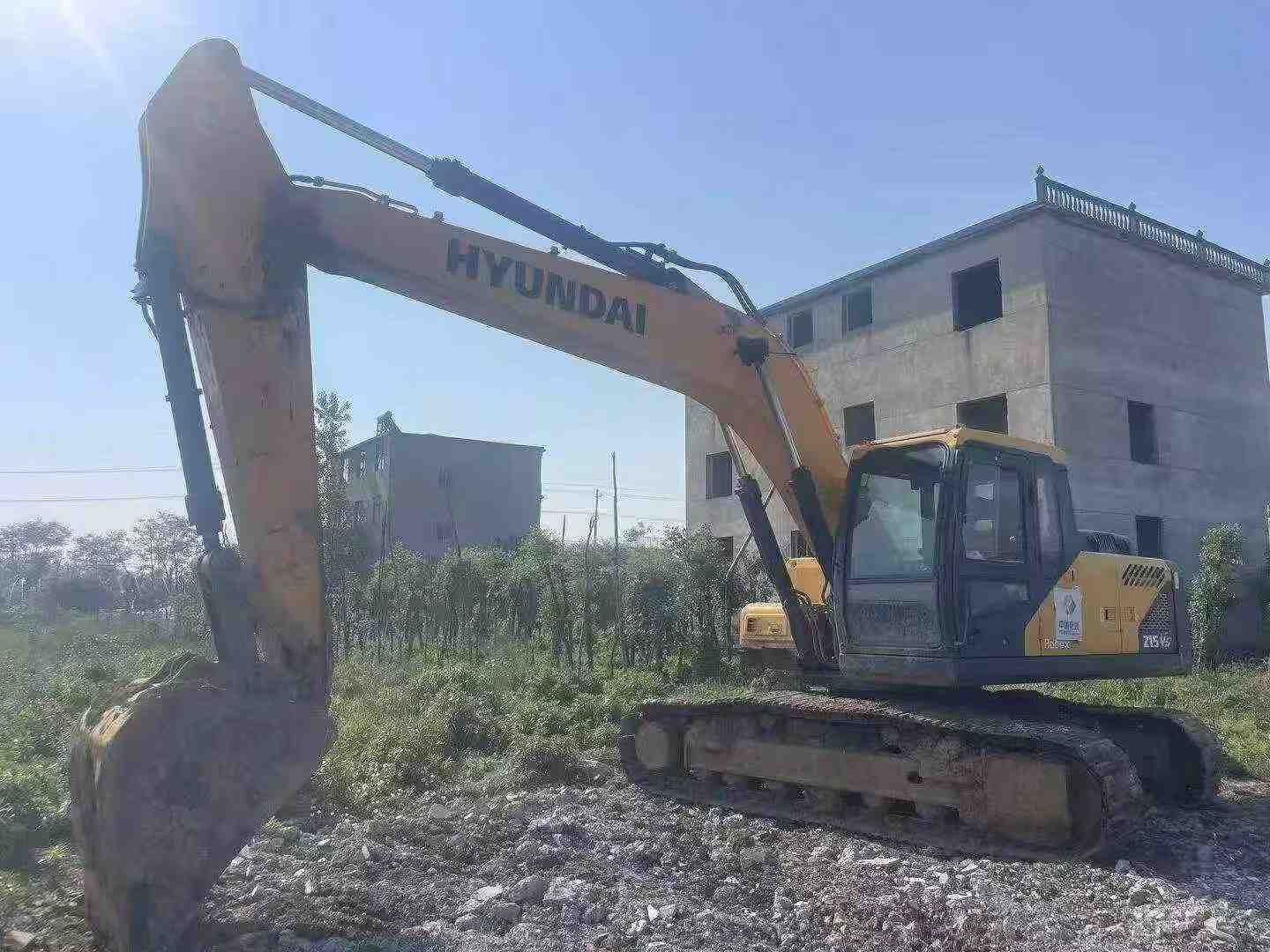 Compre Escavadeira Hyundai R215-7 Usada / 4