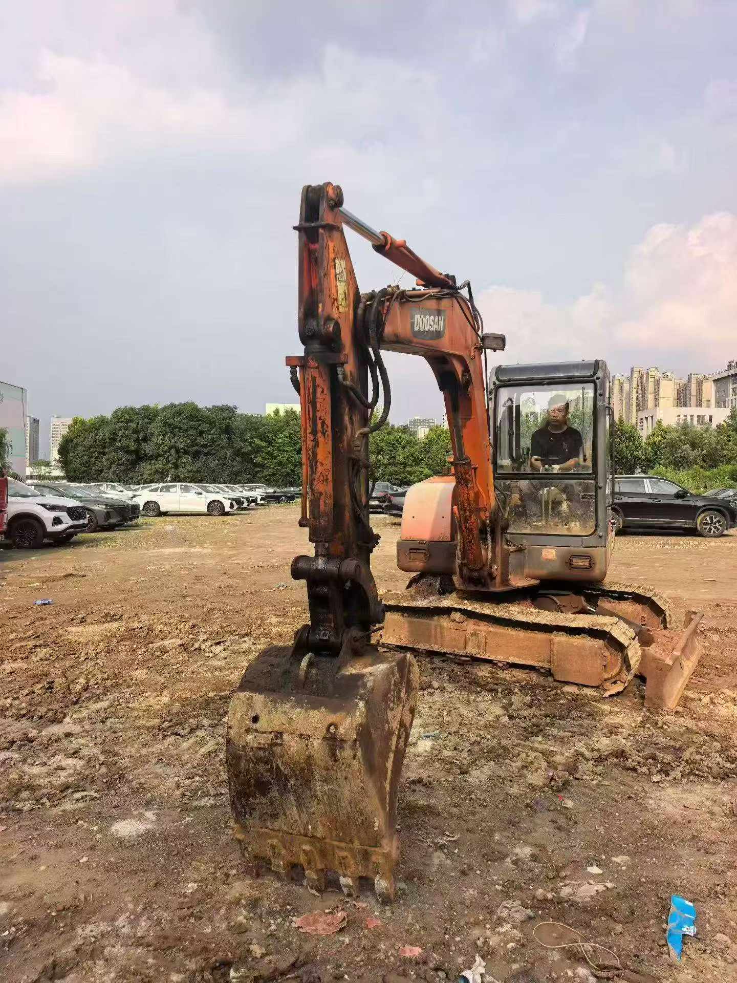 Compre Escavadeira Doosan DH55-7 Usada / 4 Compre Escavadeira Doosan DH55-7 Usada / 4