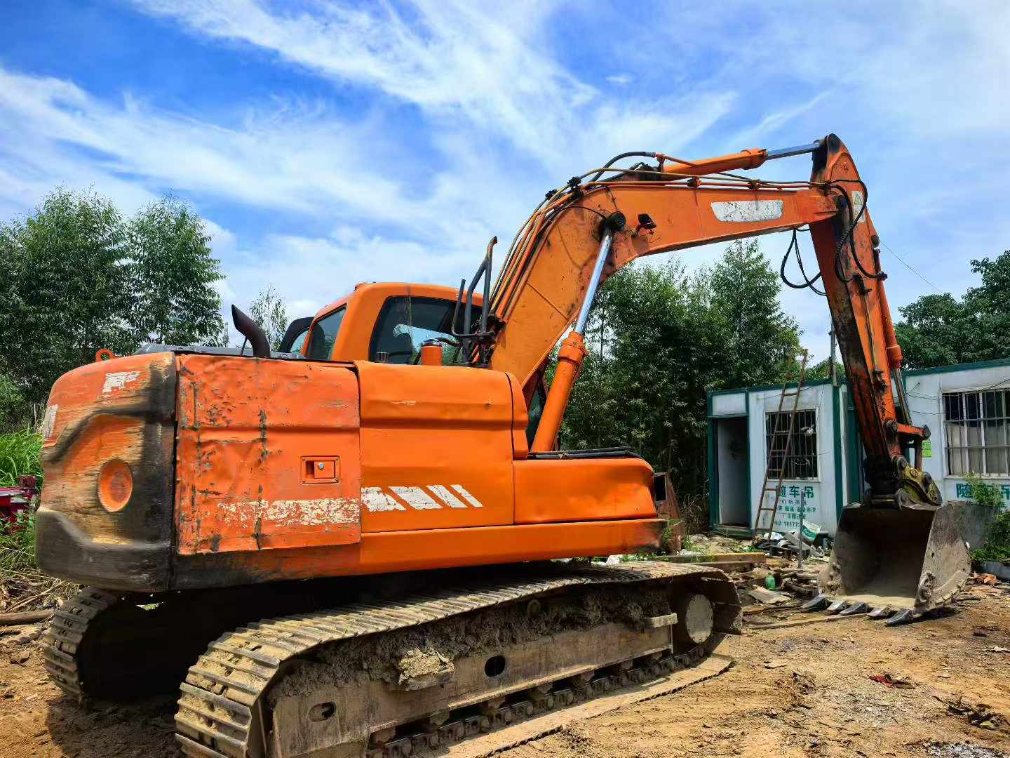 Comprar Doosan DH150 Usado Escavadeira Comprar Doosan DH150 Usado Escavadeira