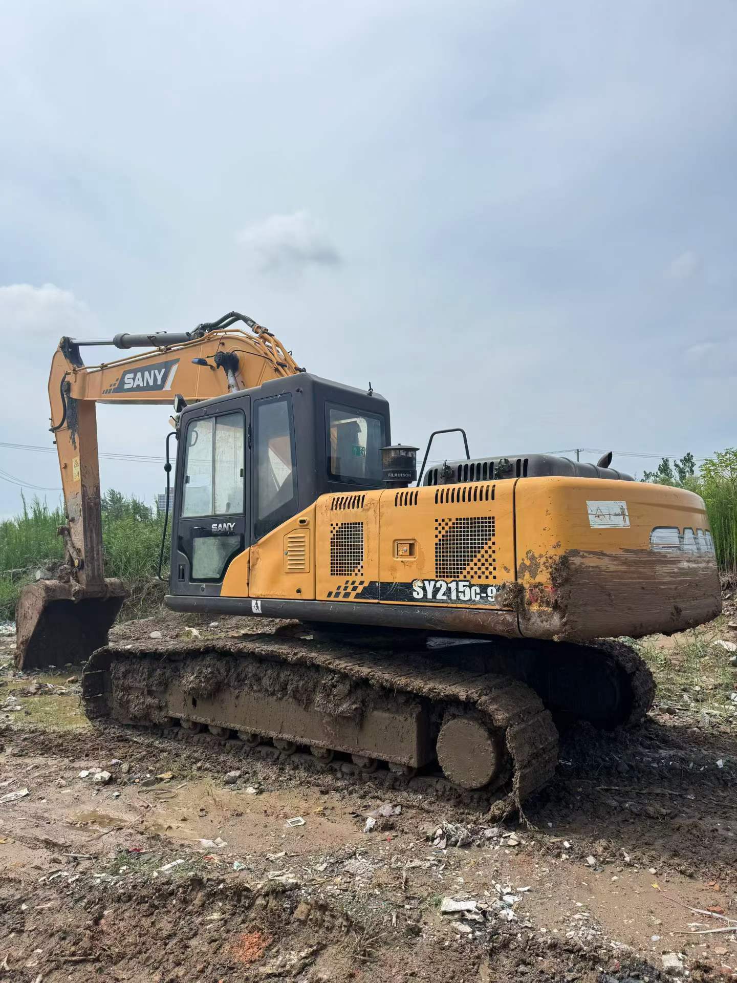 Buy Sany SY215C-8 Used Excavator / 6 Buy Sany SY215C-8 Used Excavator / 6