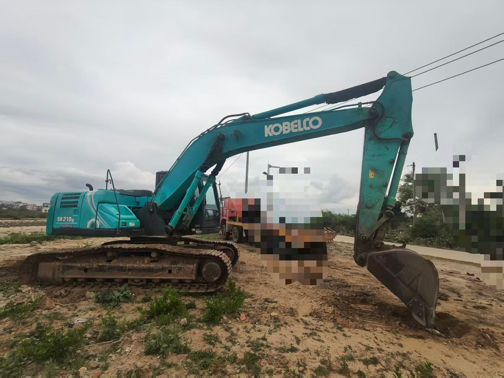 Buy Kobelco SK210-6 Used Excavator Buy Kobelco SK210-6 Used Excavator