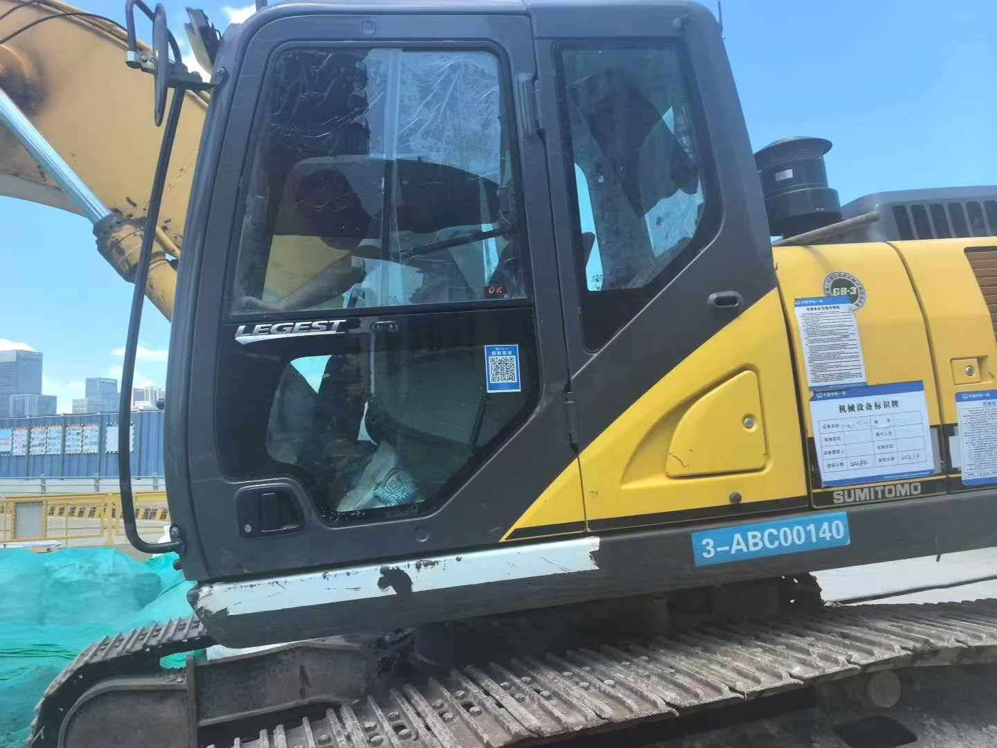 Buy Sumitomo S260 Used Excavator / 2