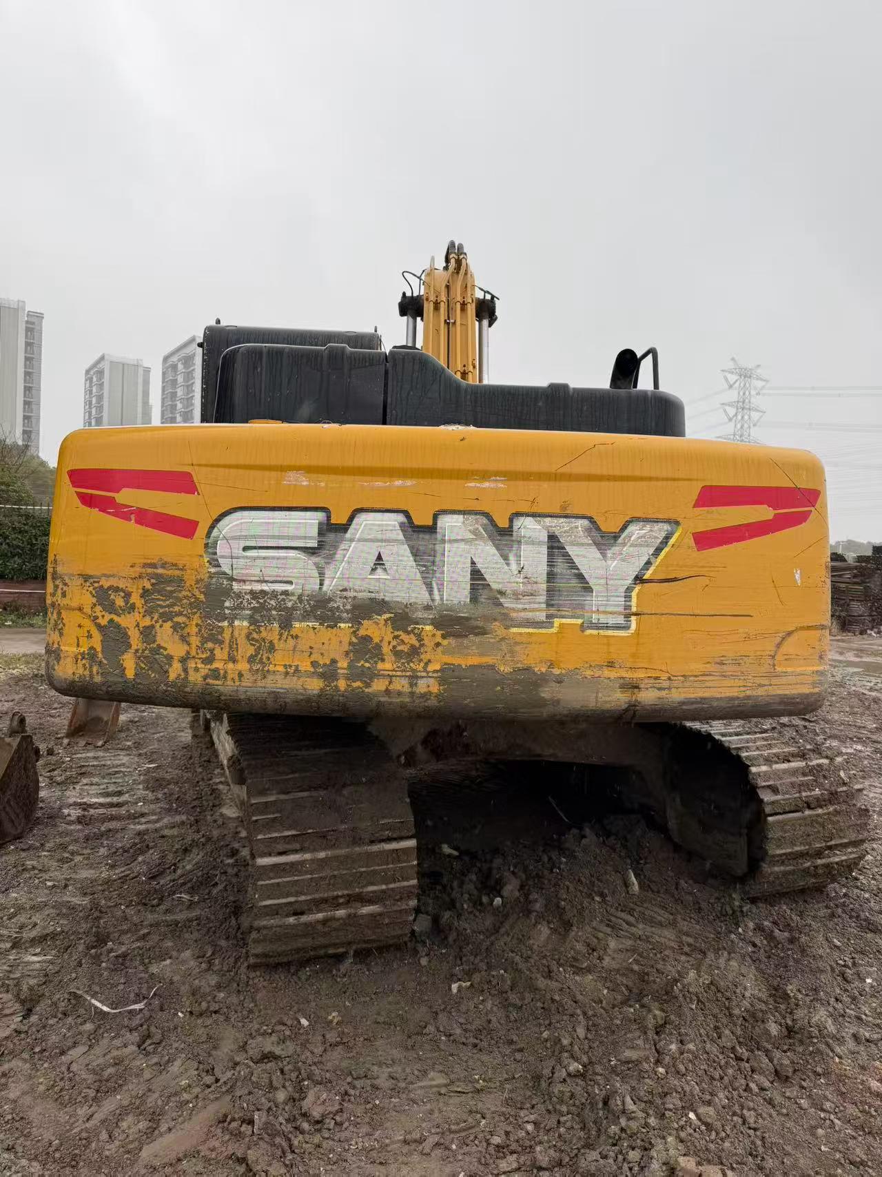Buy Sany SY200C Used Excavator / 8 Buy Sany SY200C Used Excavator / 8