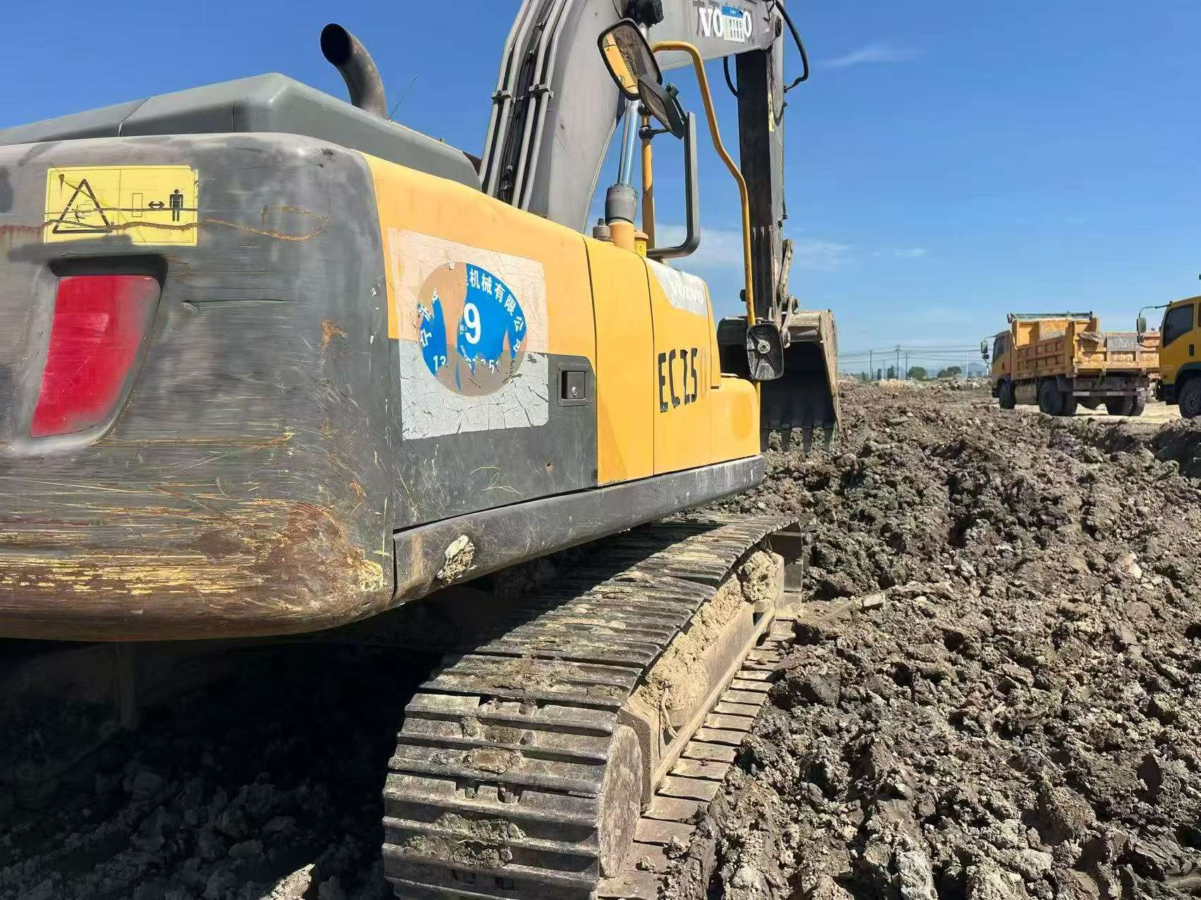 Купить Volvo EC200 Подержанный Экскаватор