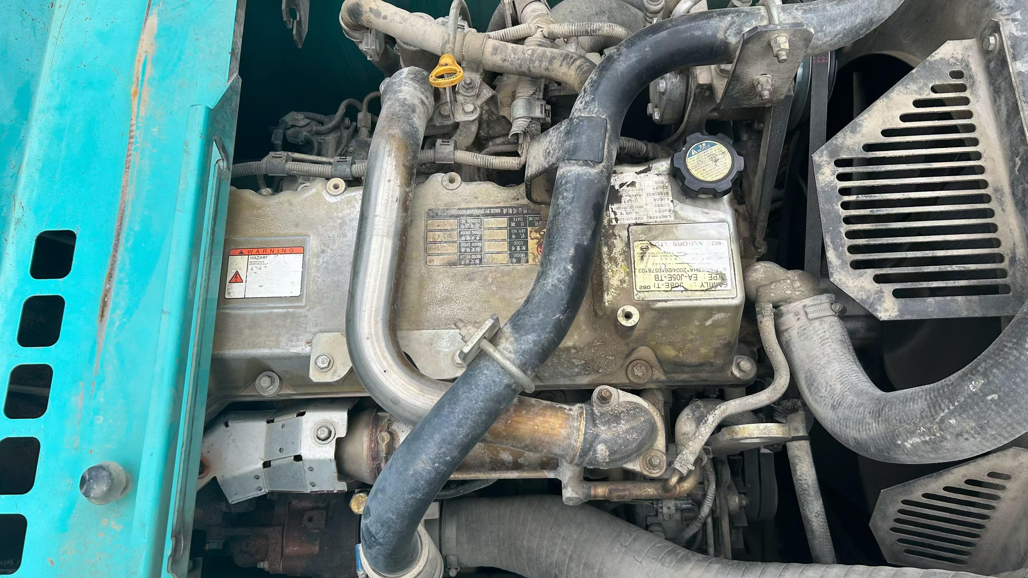 Compre Escavadeira Kobelco SK270D-8 Usada / 4