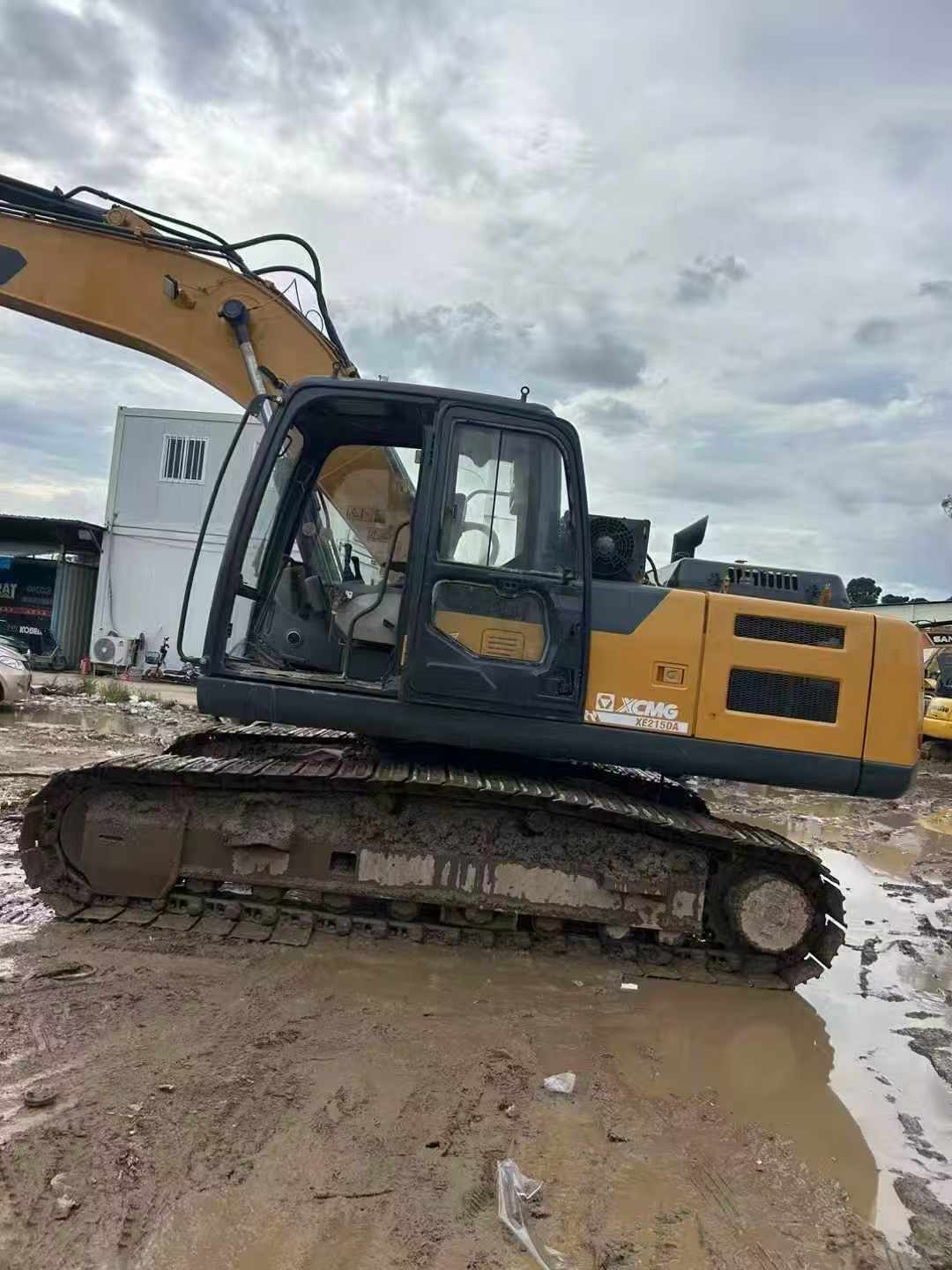 Buy XCMG XE215 Used Excavator / 5