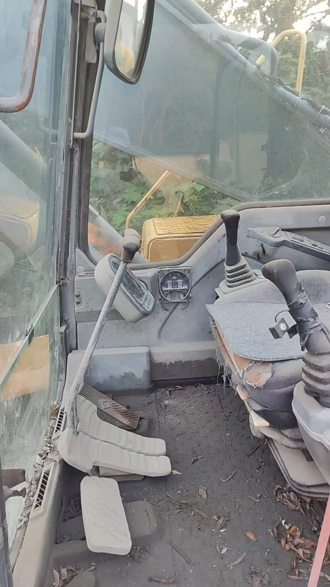 Compre Escavadeira Volvo EC360BL Usada / 5