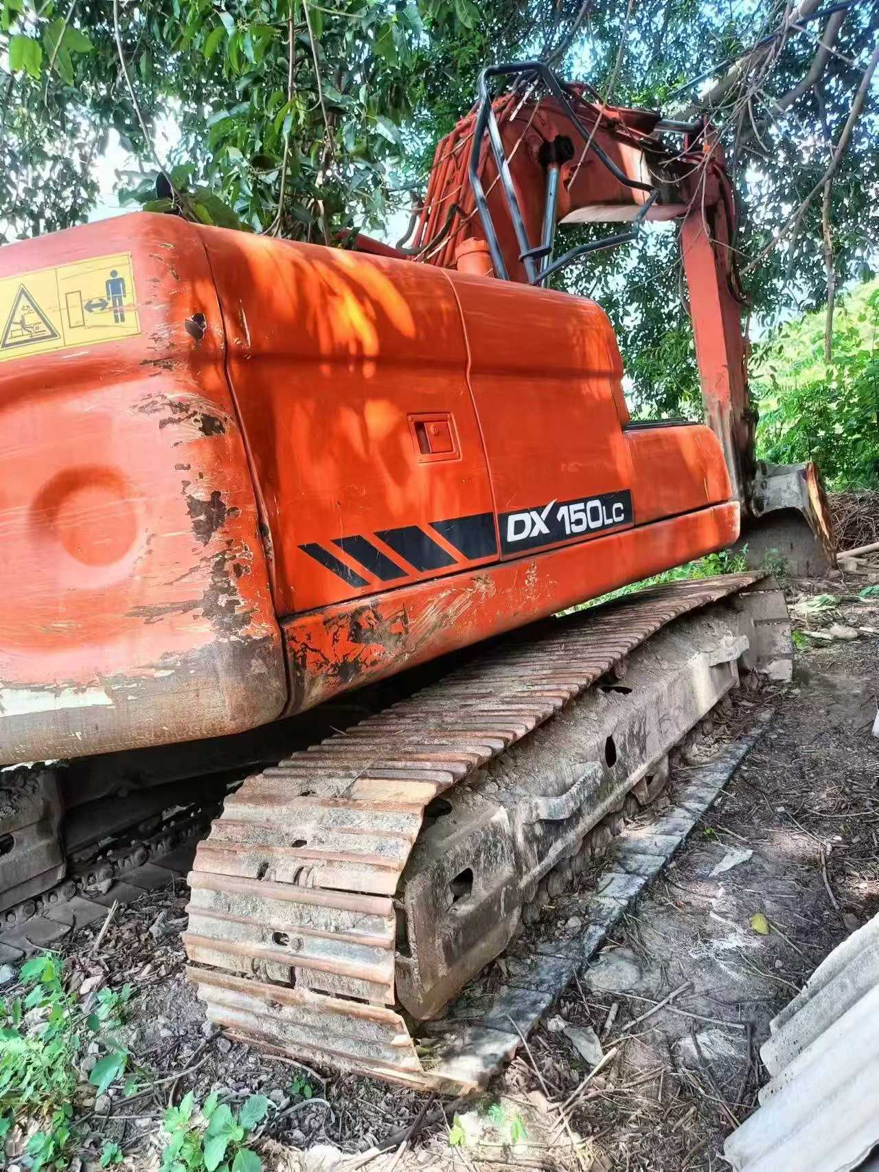 Comprar Doosan DX15 Usado Escavadeira
