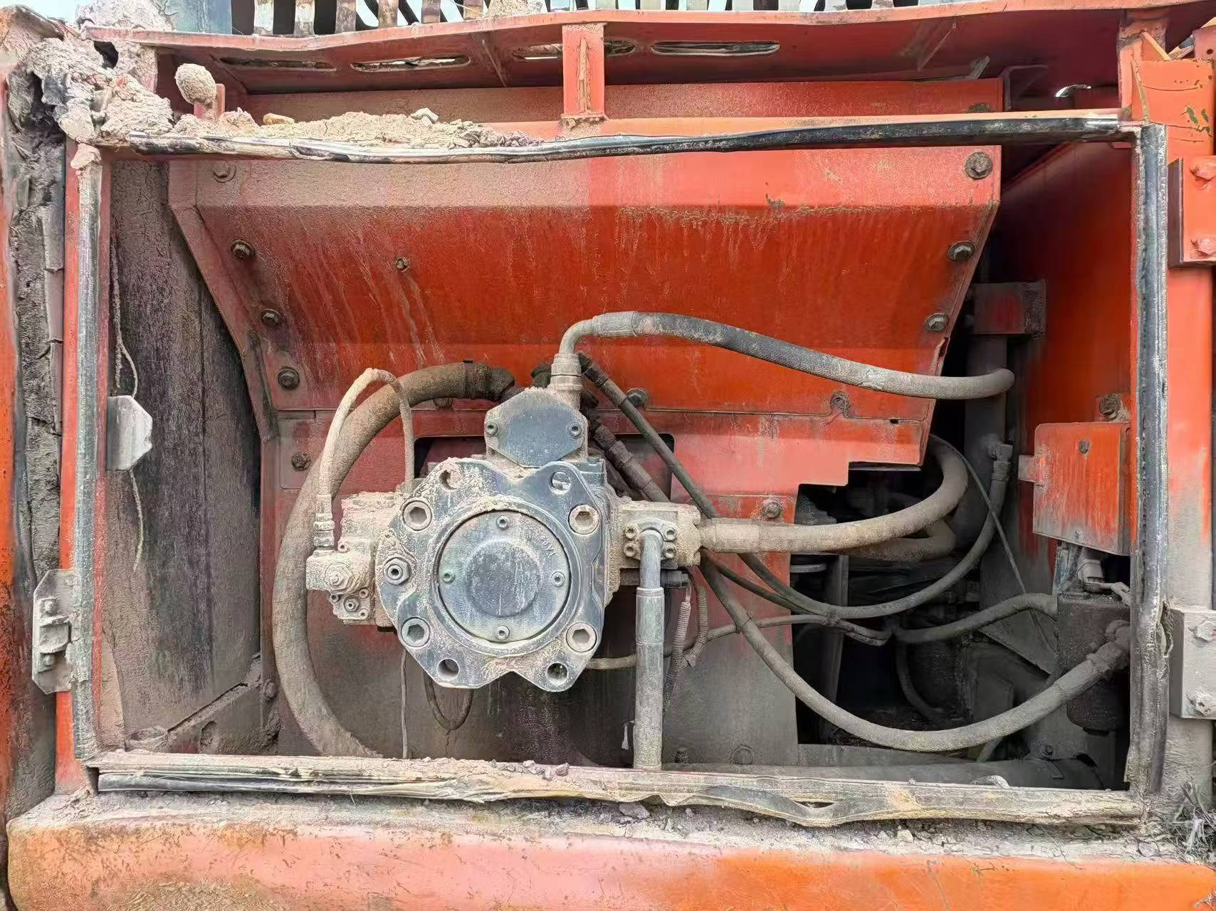 Comprar Doosan DH215-9 Usado Escavadeira