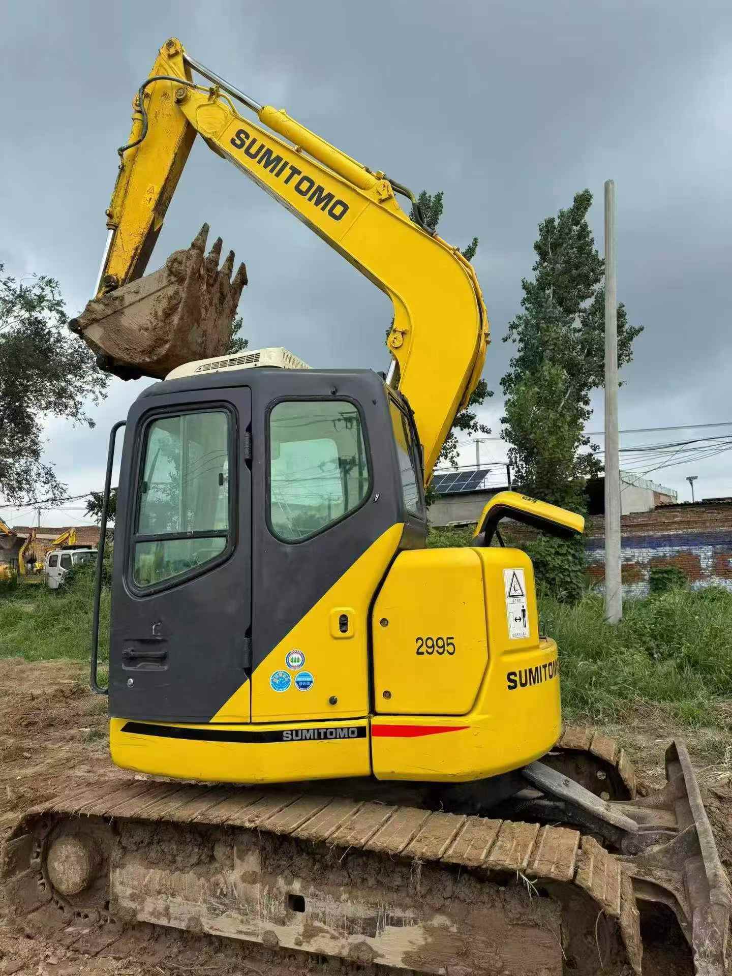 Compre Excavadora Sumitomo 75X-2 Usada / 2 Compre Excavadora Sumitomo 75X-2 Usada / 2