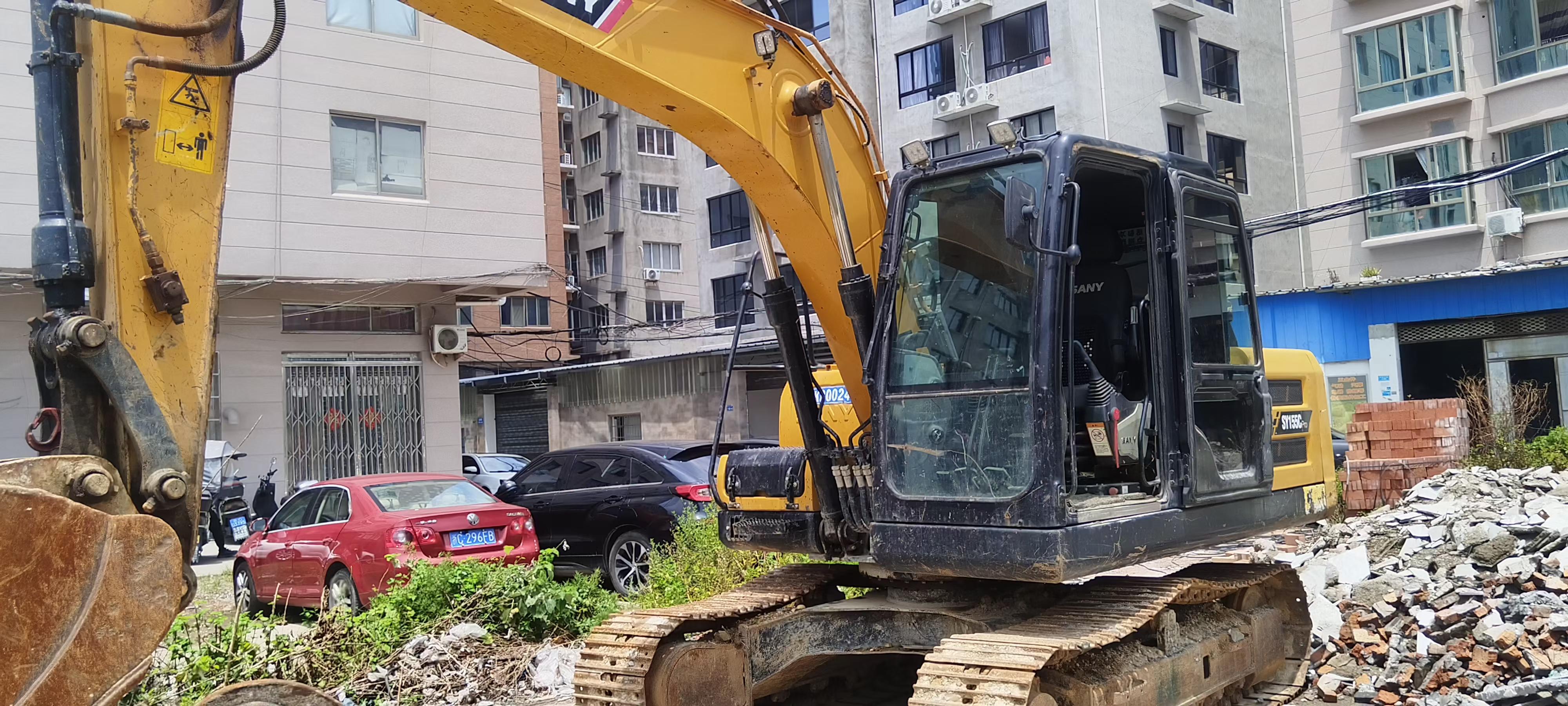 Compre Excavadora Sany SY125C Usada / 2 Compre Excavadora Sany SY125C Usada / 2