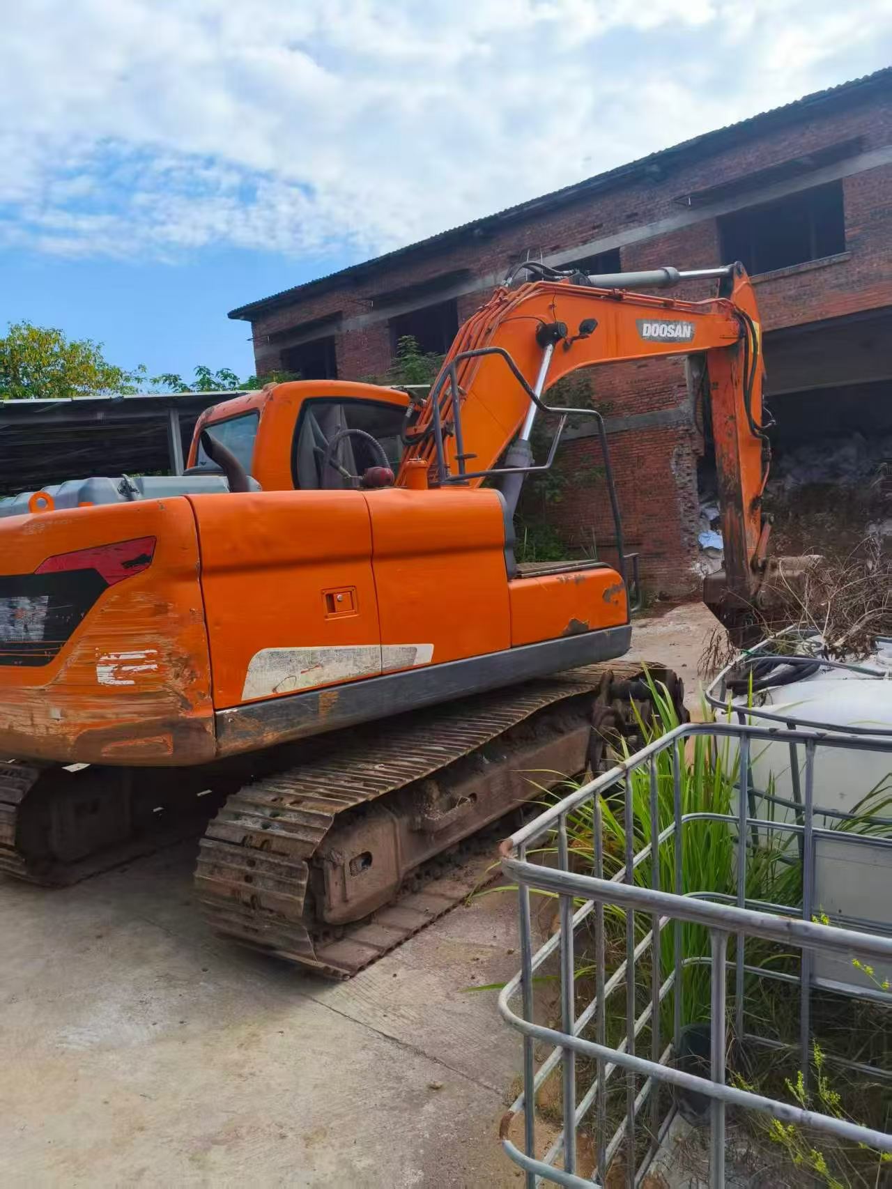 Comprar Doosan DH150 Usado Escavadeira Comprar Doosan DH150 Usado Escavadeira