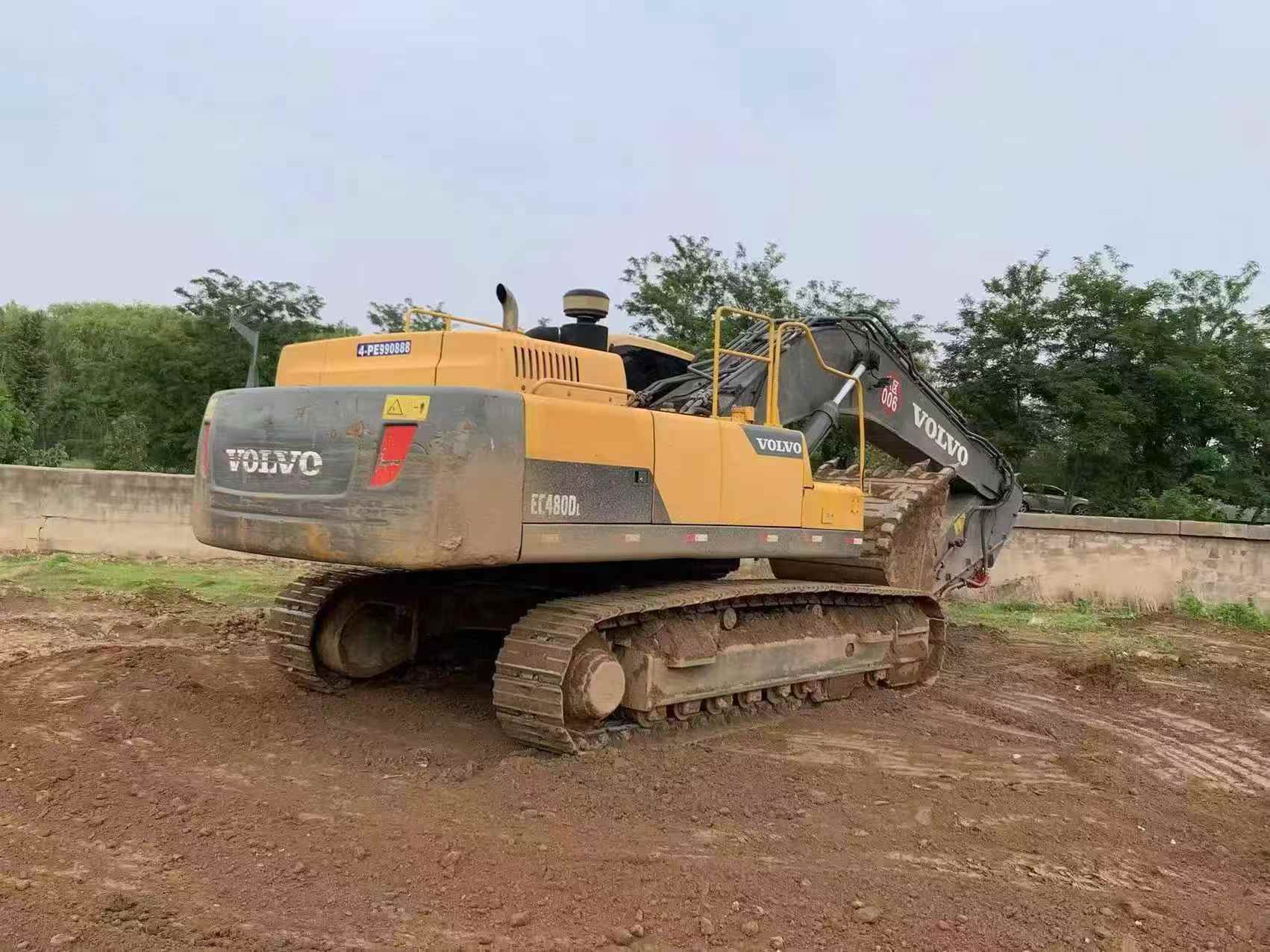 Compre Escavadeira Volvo EC480DL Usada / 3