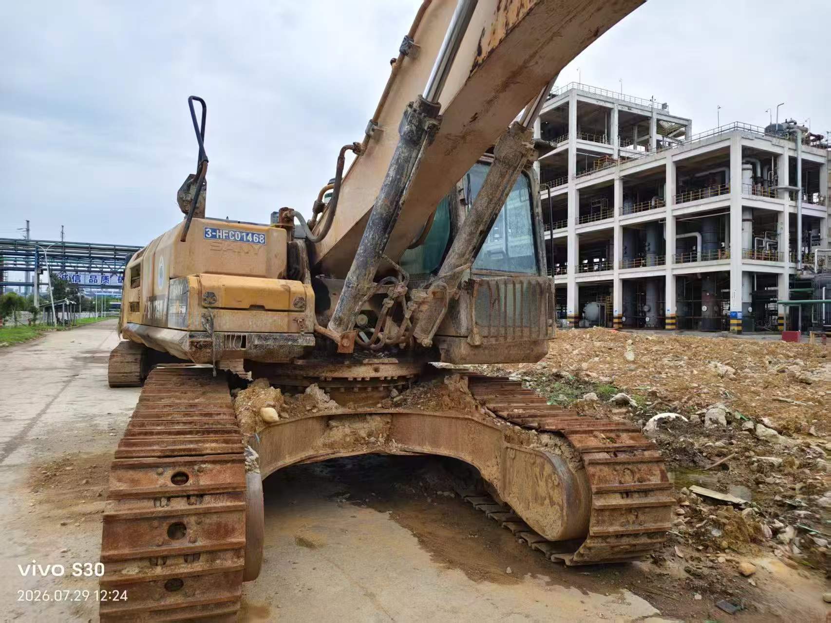 Buy Sany SY375H Used Excavator / 3 Buy Sany SY375H Used Excavator / 3