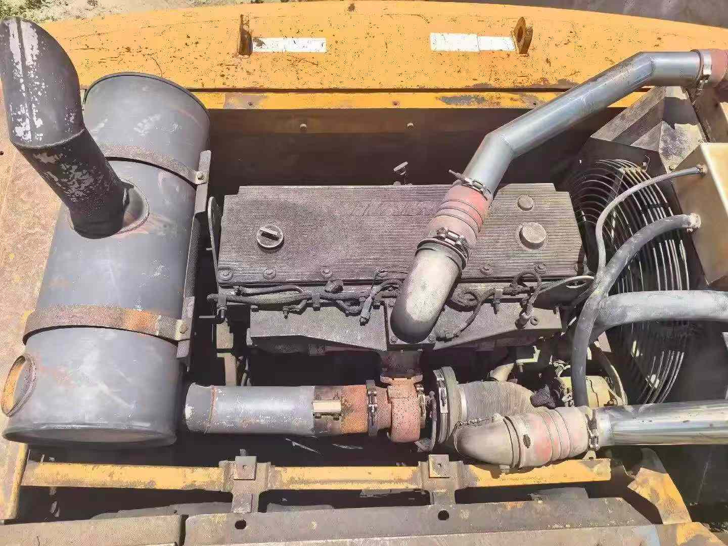 Acheter Pelle Hyundai R385LC-9 d'occasion / 4 Acheter Pelle Hyundai R385LC-9 d'occasion / 4