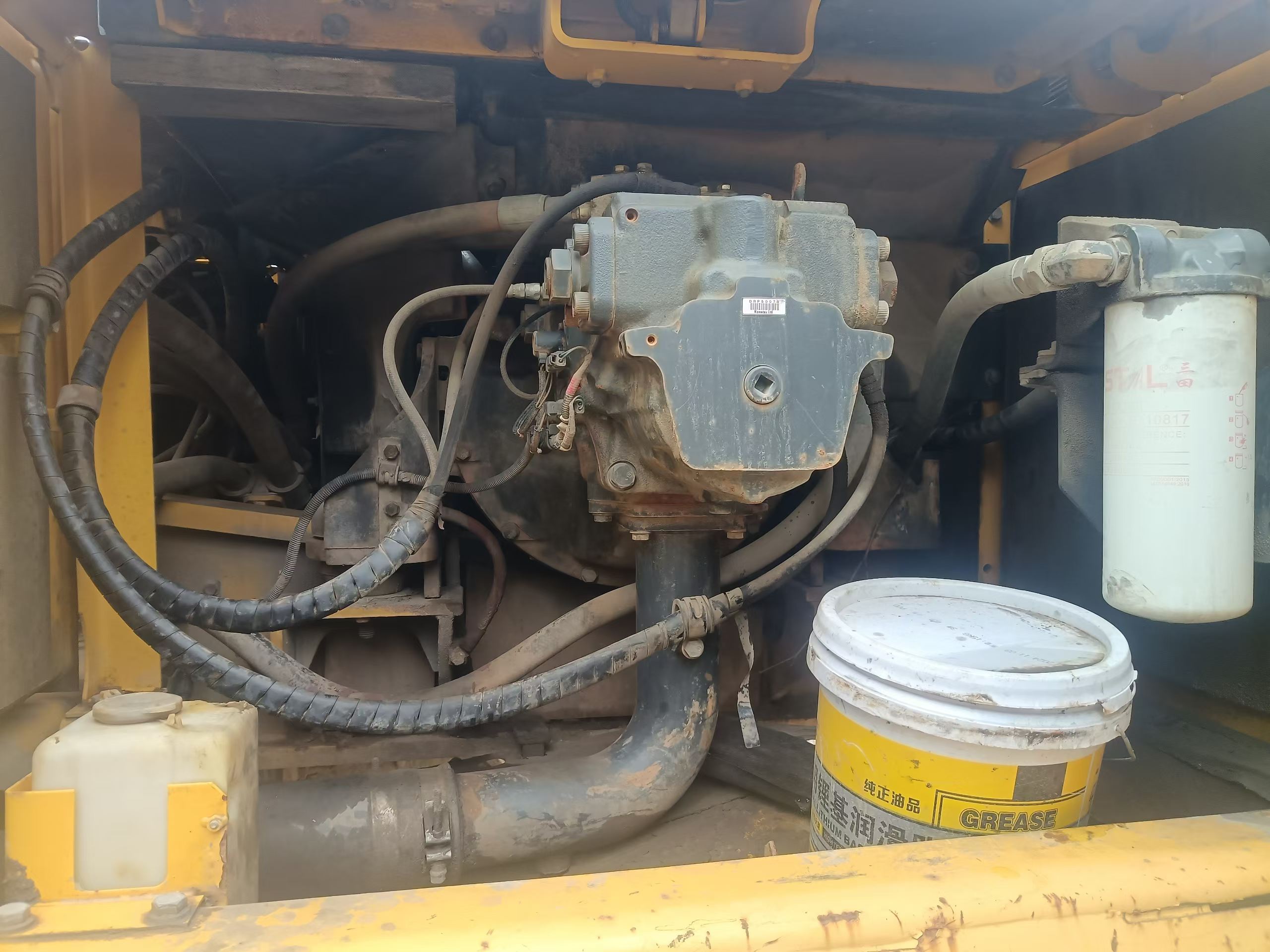 Compre Excavadora Komatsu PC350-8 Usada / 6 Compre Excavadora Komatsu PC350-8 Usada / 6