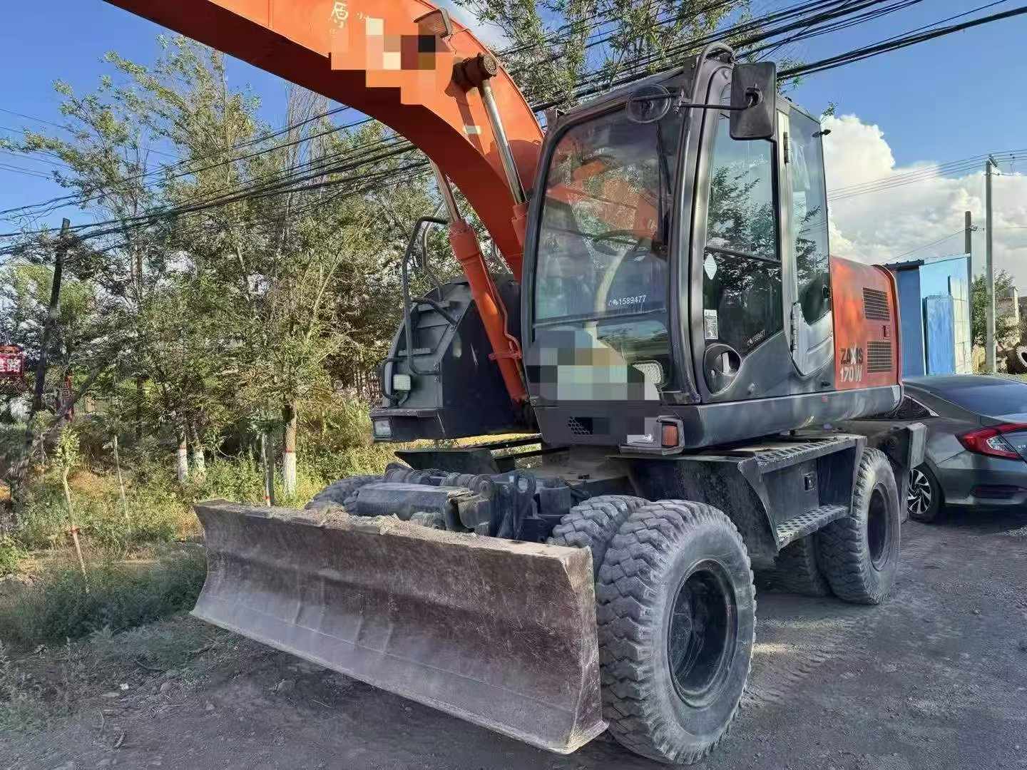 Buy Hitachi ZX140W-3 Used Excavator