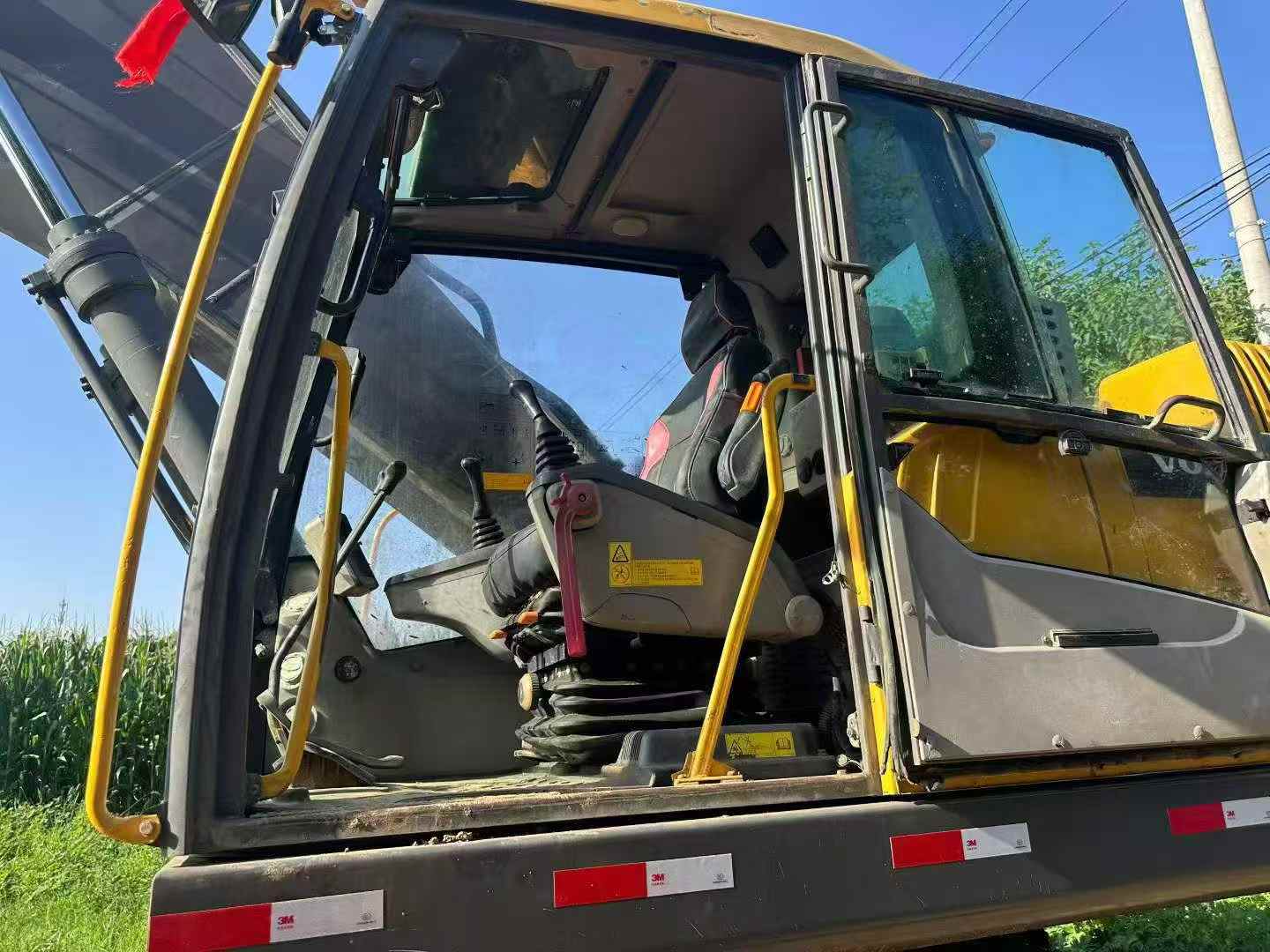 Купить Подержанный Экскаватор Volvo L350F / 9