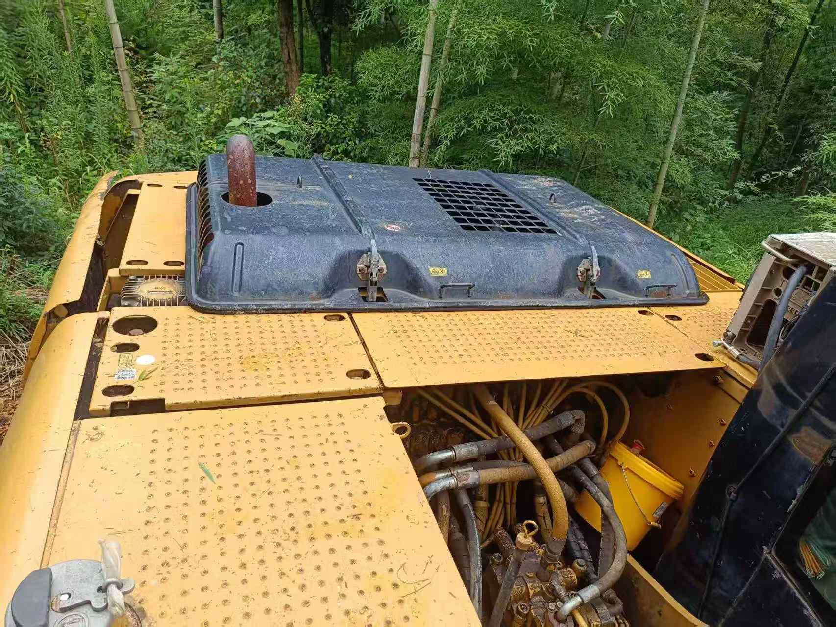 Buy Caterpillar 320D Used Excavator / 5 Buy Caterpillar 320D Used Excavator / 5