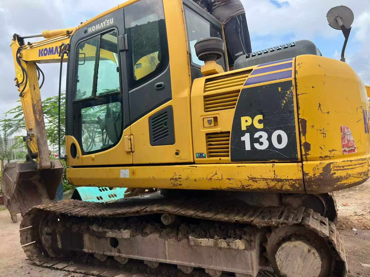 Comprar Komatsu PC130 Usado Excavadora