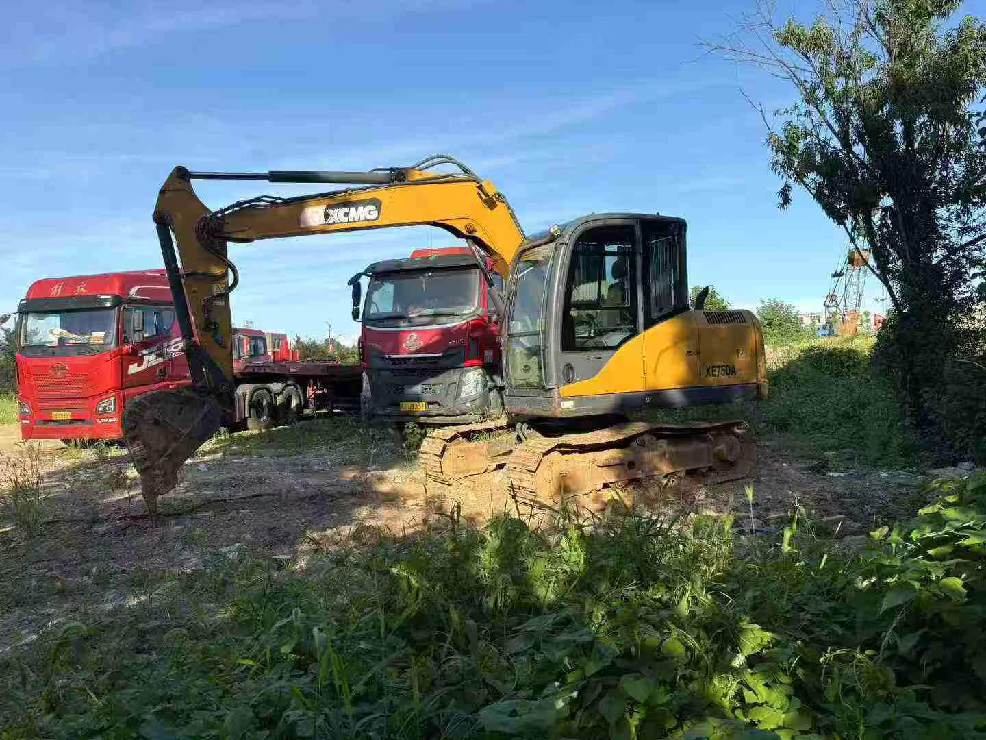شراء XCMG XE75C مستعمل حفارة